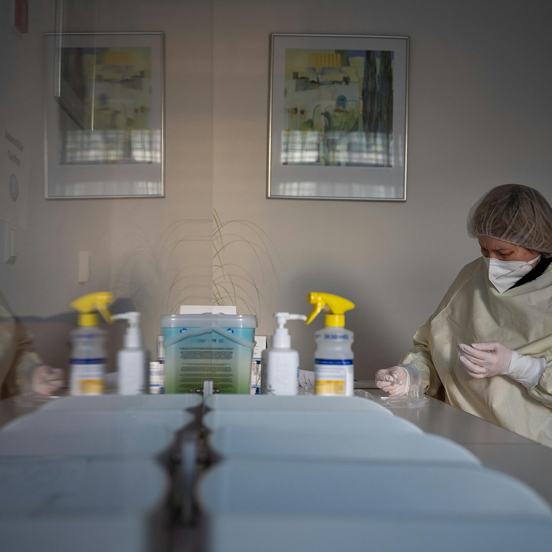 Beschwerden von 300 Klägern: Bundesverfassungsgericht schmettert Eilanträge gegen Impfpflicht in Kliniken und Pflege ab!