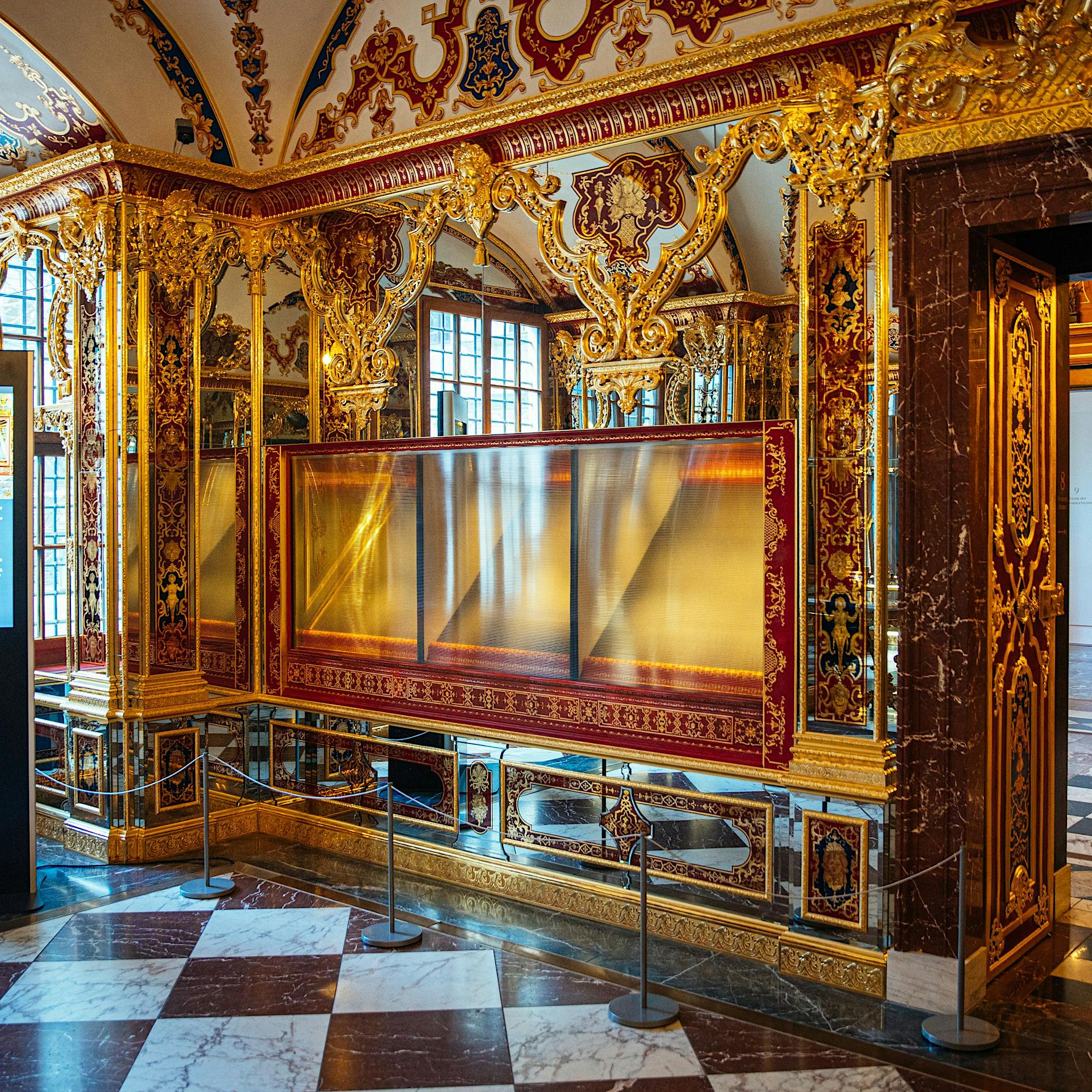 Juwelen-Diebstahl im Grünen Gewölbe: Zwinger-Wachmann filmte Täter