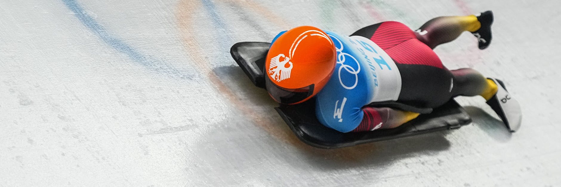 Hannah Neise triumphiert im Eiskanal.