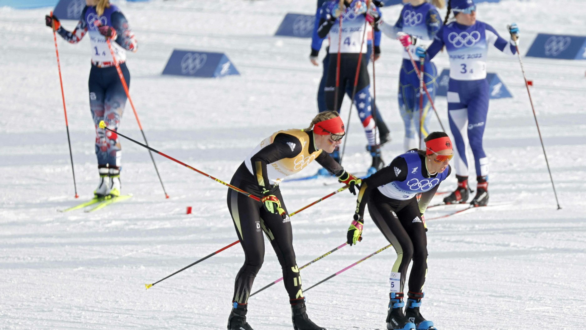 Schlussläuferin Sofie Krehl sichert der deutschen Staffel Silber.
