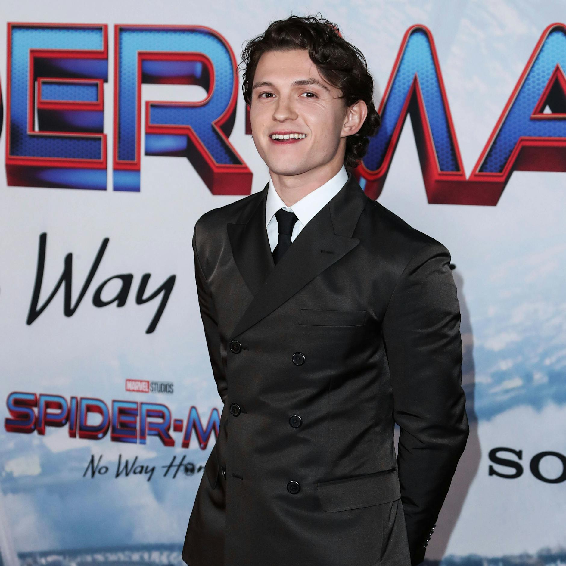 Ist das sein Ernst? Mega-Star Tom Holland würde gerne mal ins Dschungelcamp – DAS ist der Grund