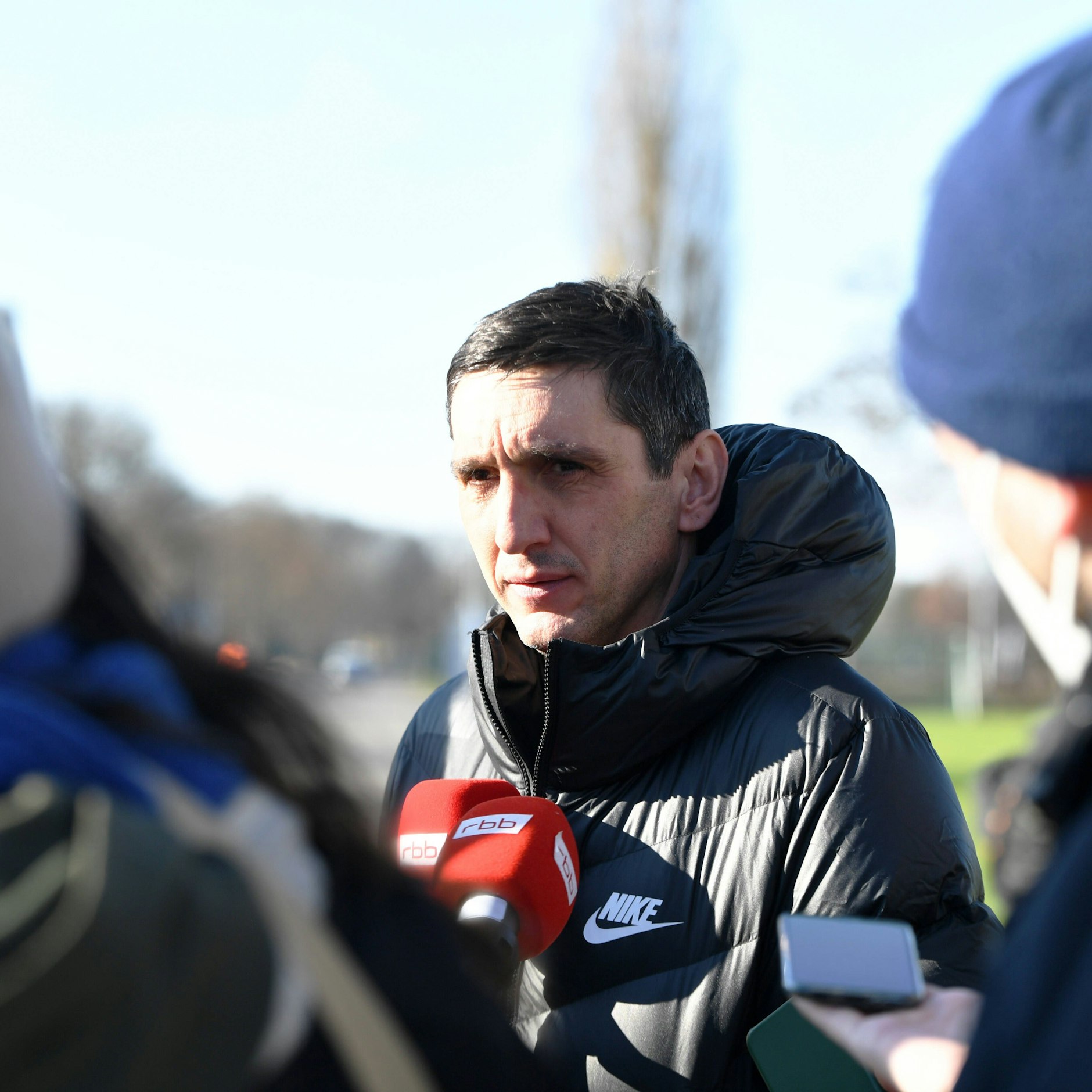 Trainer Tayfun Korkut stellte sich den Fragen nach der Pleite.