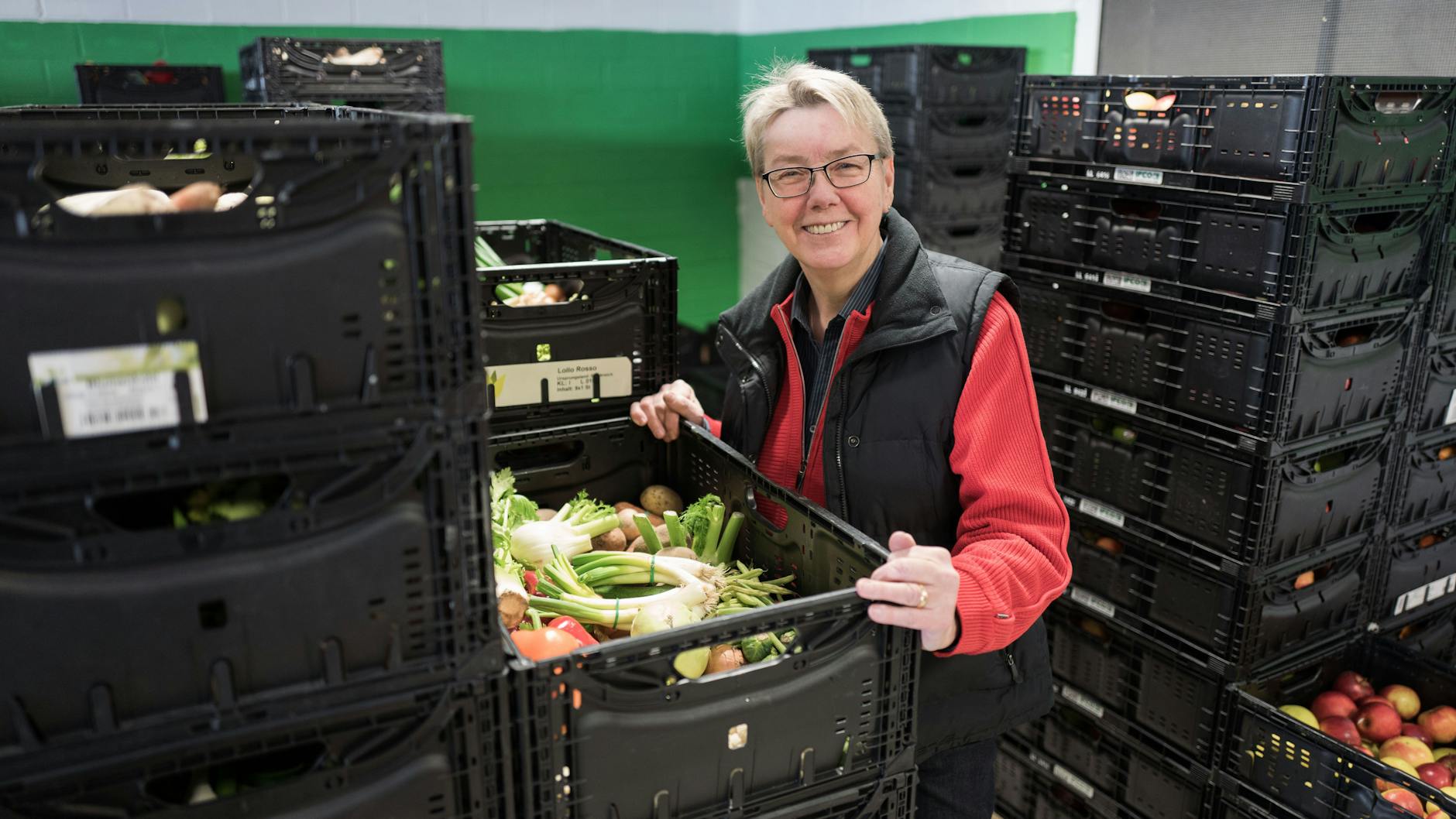 Sabine Werth, Chefin der Berliner Tafel, äußert sich zur Aktion „Essen Retten - Leben Retten“