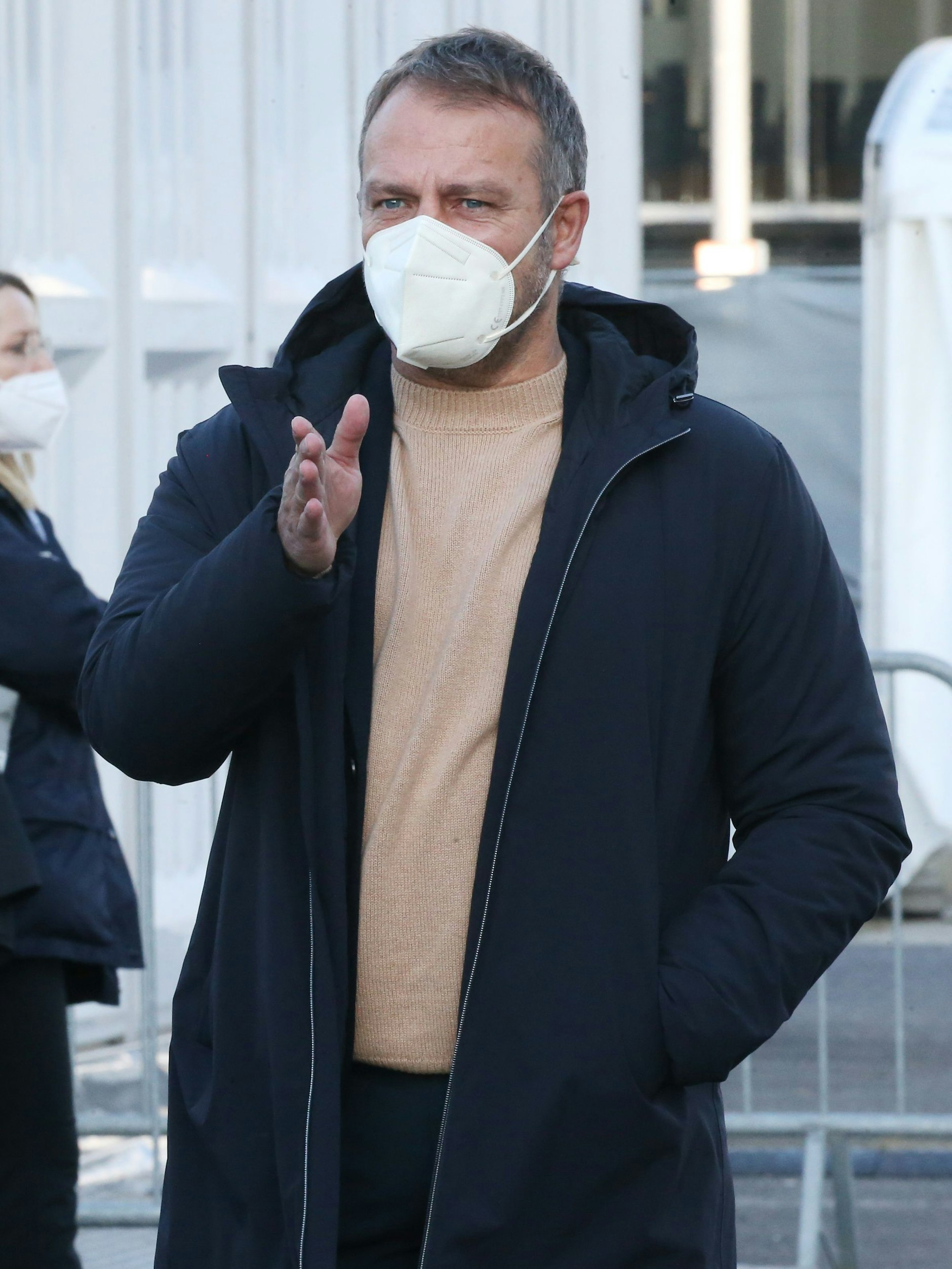 Hansi Flick, Trainer der Fußballnationalmannschaft, kommt zur Wahl des Bundespräsidenten.