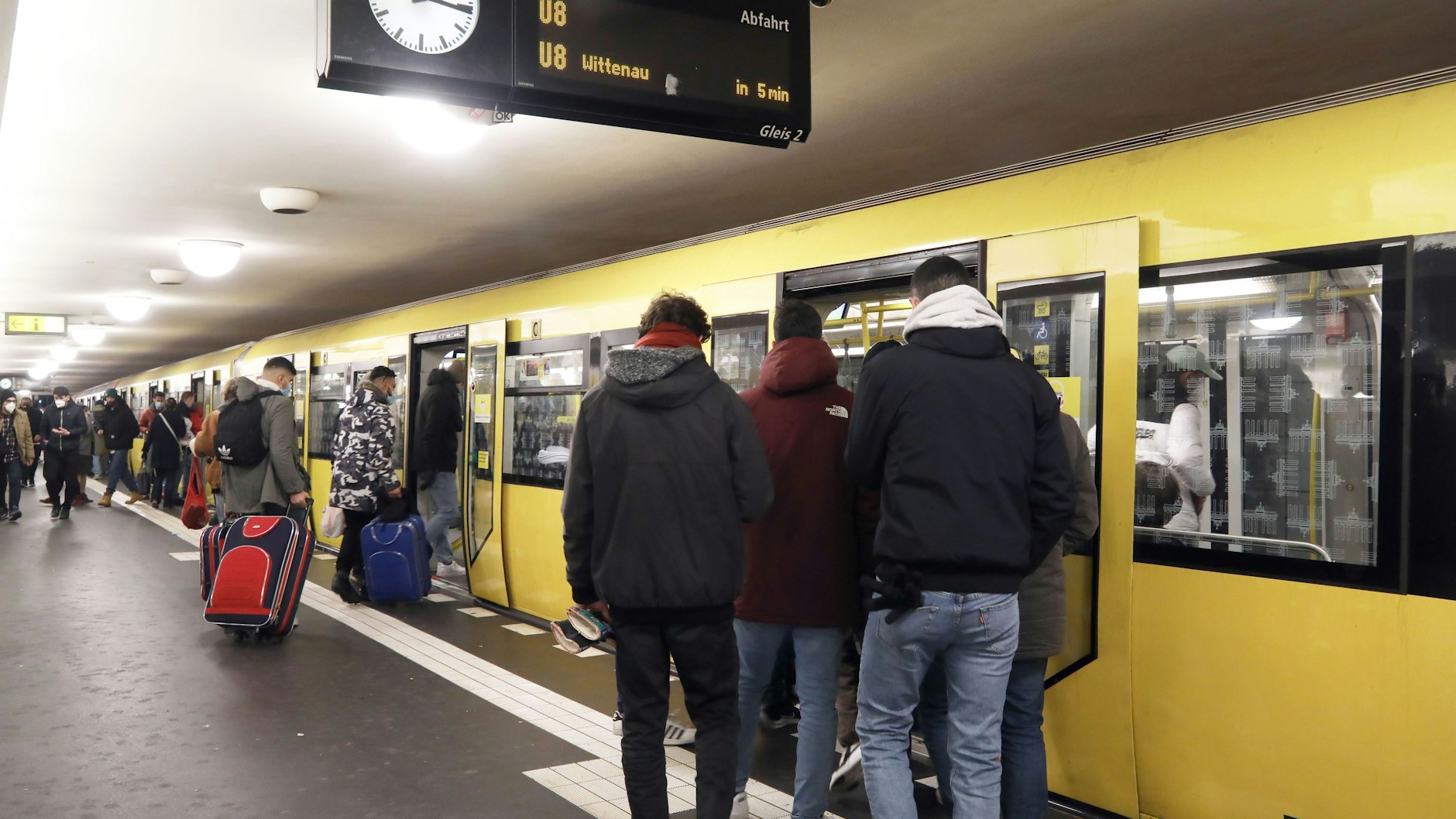 Am U-Bahnhof Hermannplatz wurden in den vergangenen drei Jahren 118 Sachbeschädigungen angezeigt.