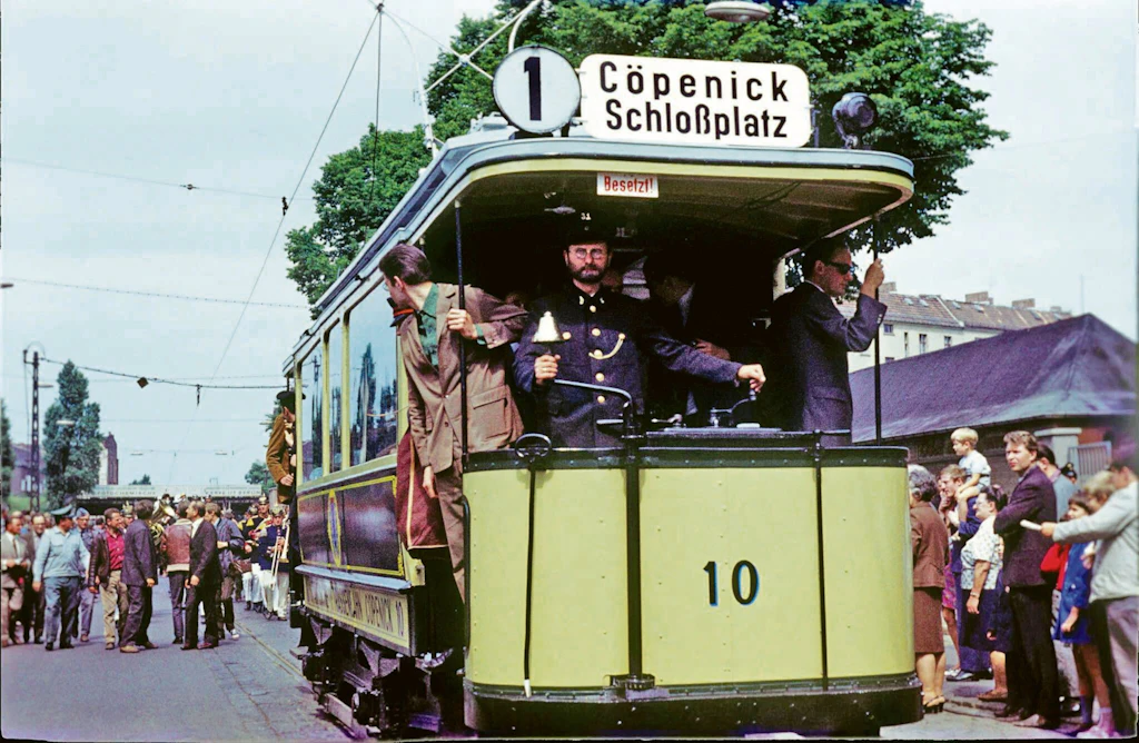 Schlechte Nachrichten für Fans: Alten Straßenbahnen droht das Abstellgleis