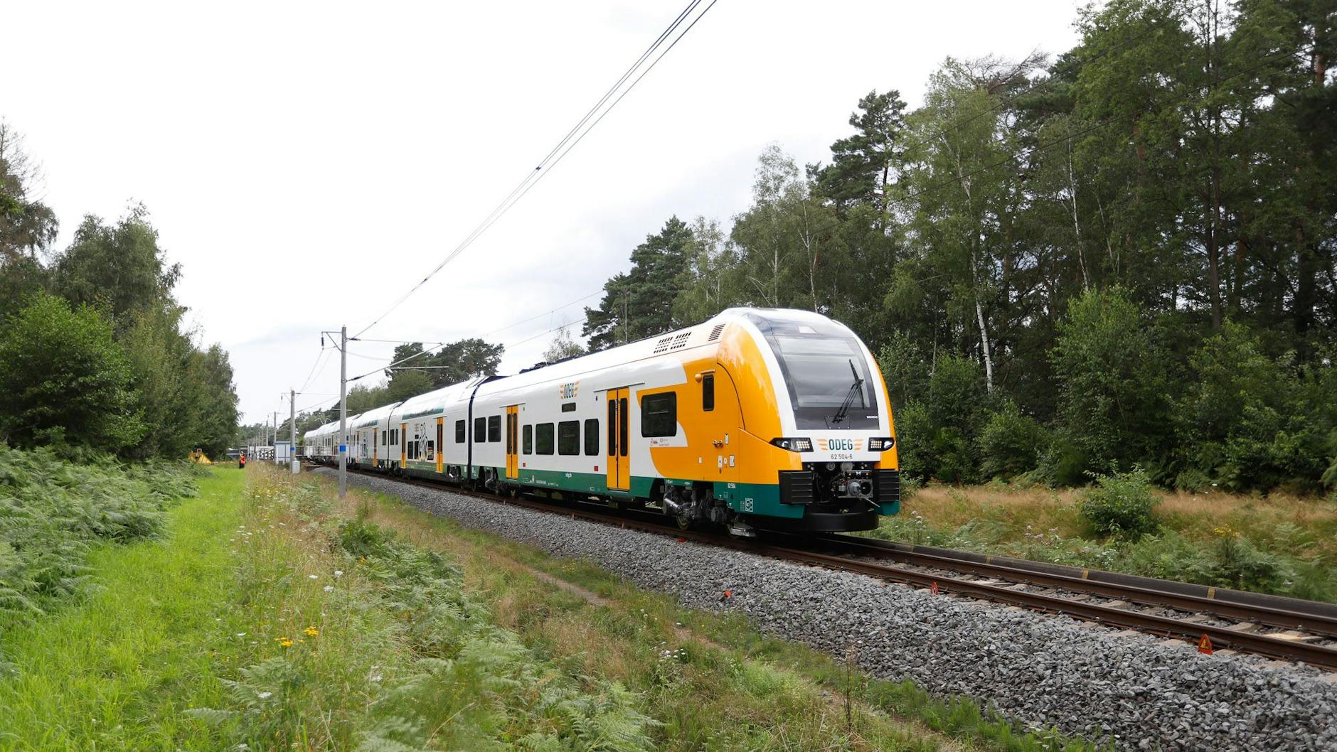 Bald als Regionalexpress RE1 zwischen Magdeburg, Potsdam, Berlin, Frankfurt (Oder) und Cottbus unterwegs: Die Ostdeutsche Eisenbahn, kurz ODEG, setzt neue Triebzüge vom Typ Desiro HC ein.