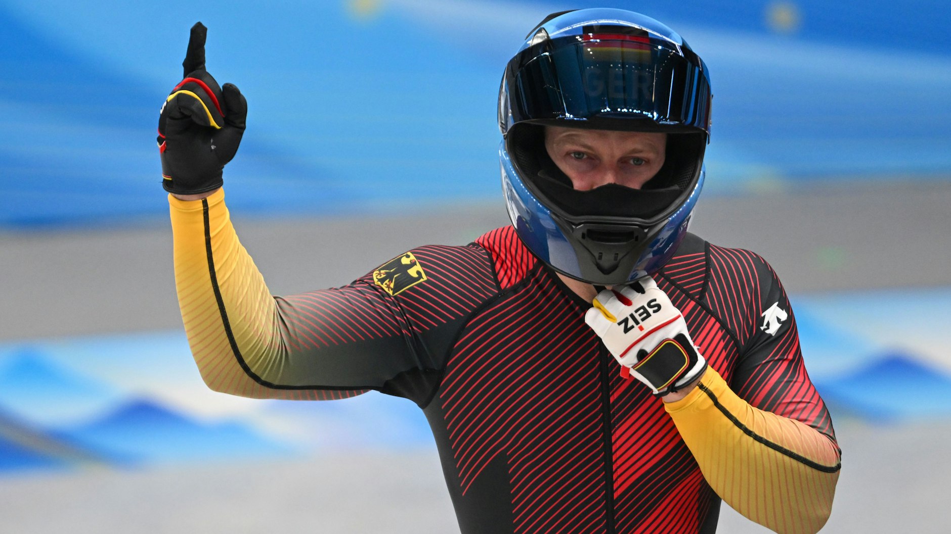 Pilot Francesco Friedrich kürte sich in Peking zum zweiten Mal zum Zweierbob-Olympiasieger.