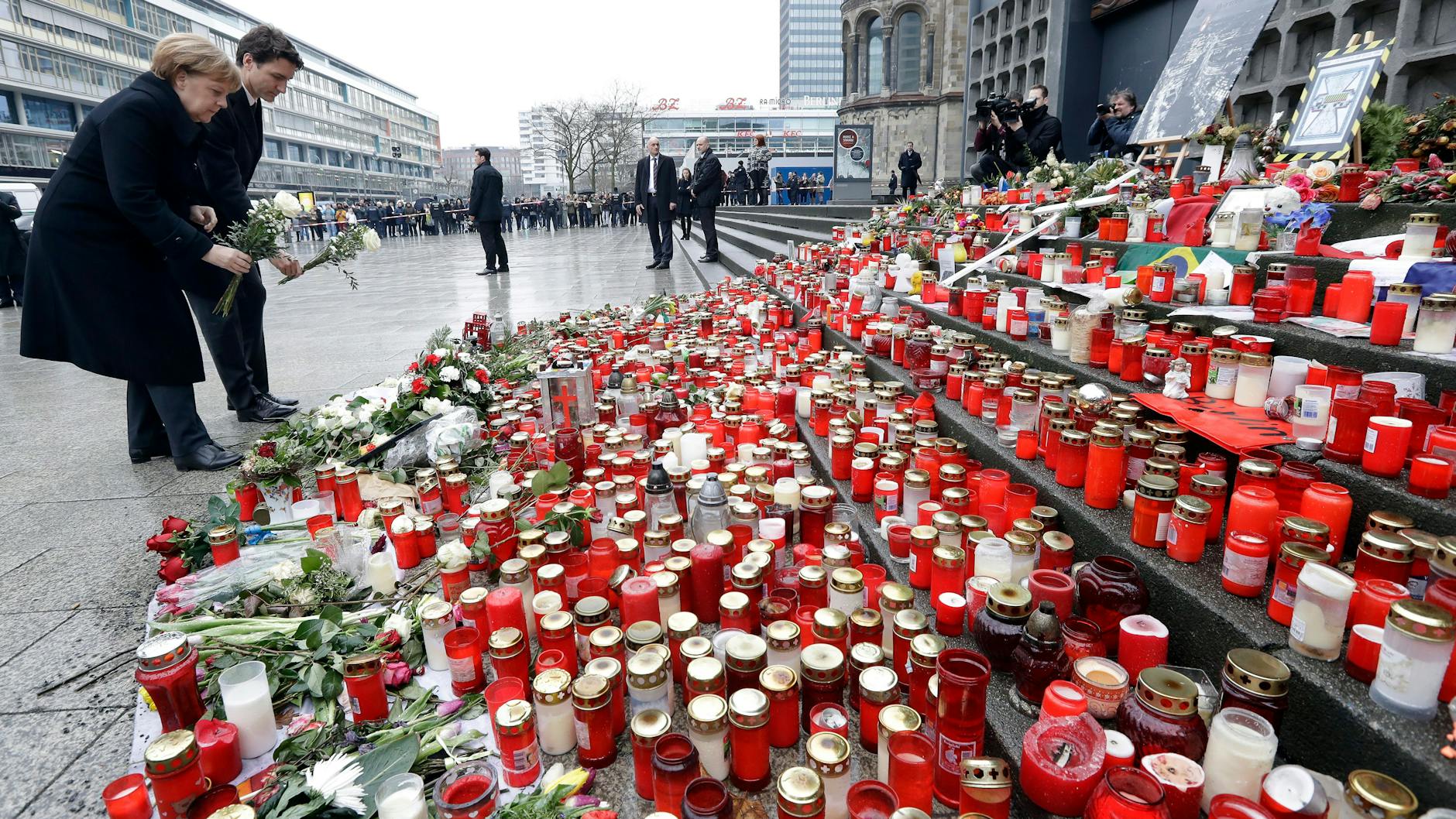 Am nationalen Gedenktag soll auch der Opfer des Attentats vom Berliner Breitscheidplatz gedacht werden (Archivbild).