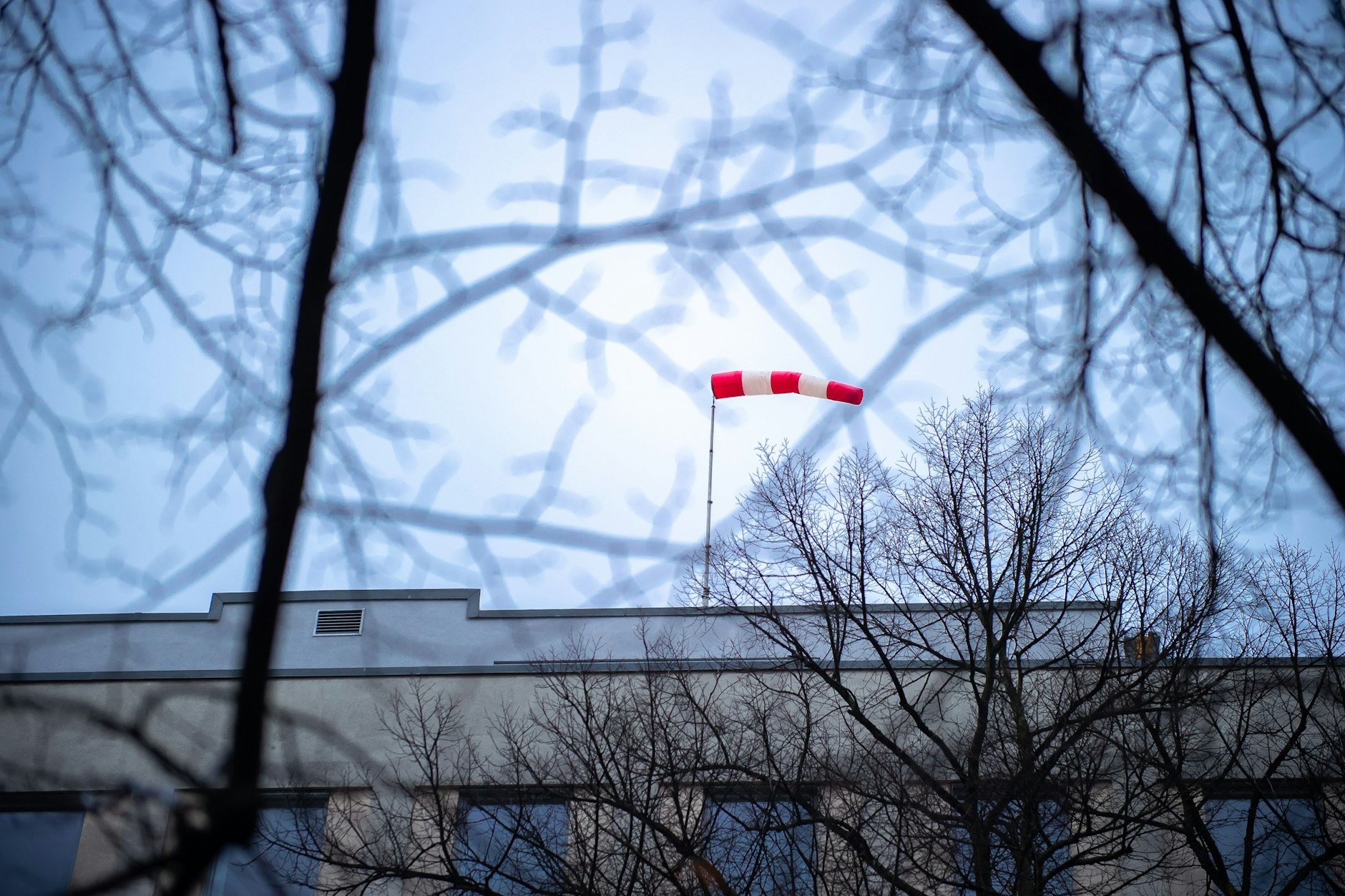 Berlin steht ein windiger Wochenstart bevor.&nbsp;