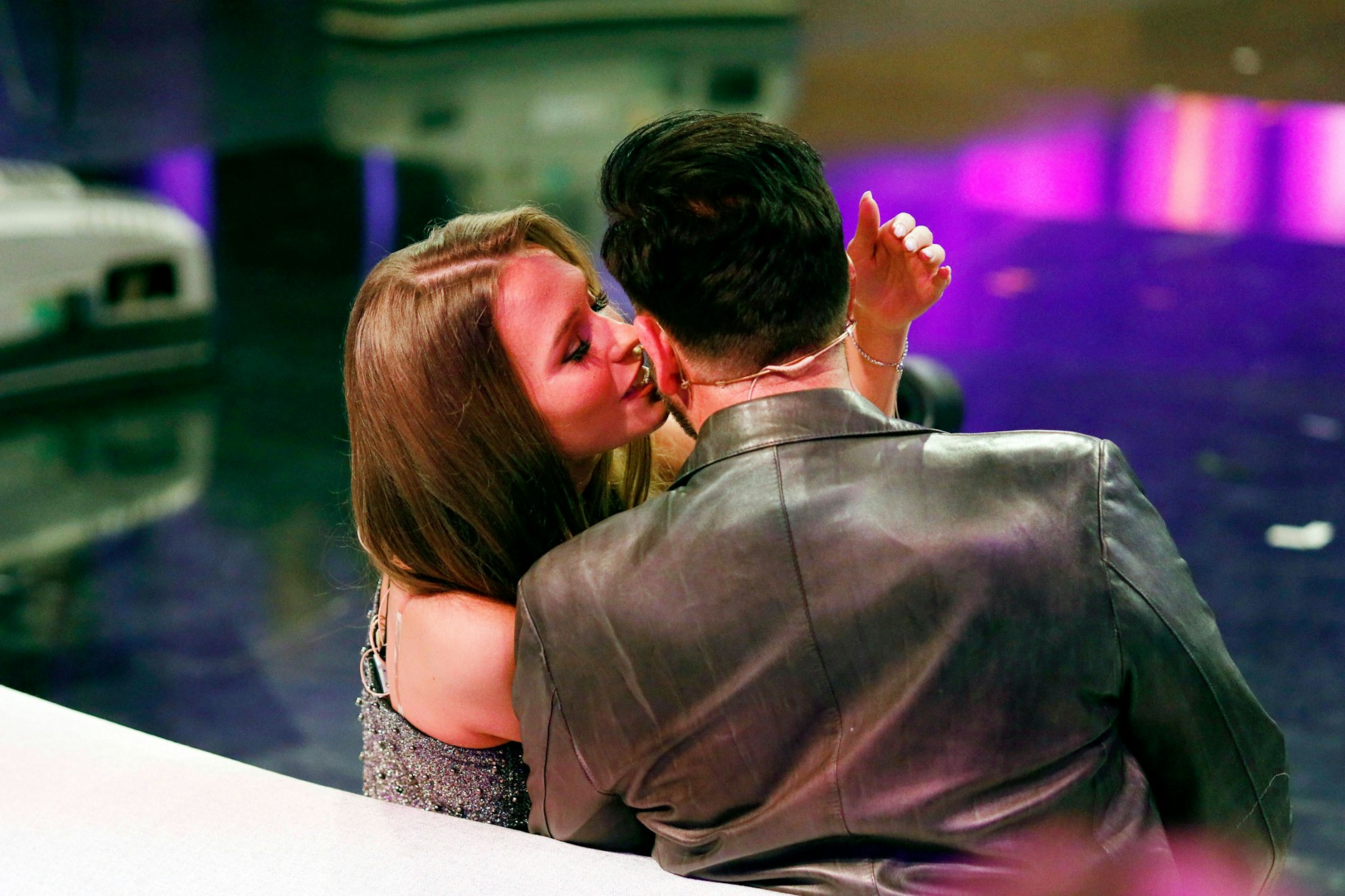 Michael Wendler und seine Ehefrau Laura Müller müssen ihre Luxus-Villa offenbar verlassen.