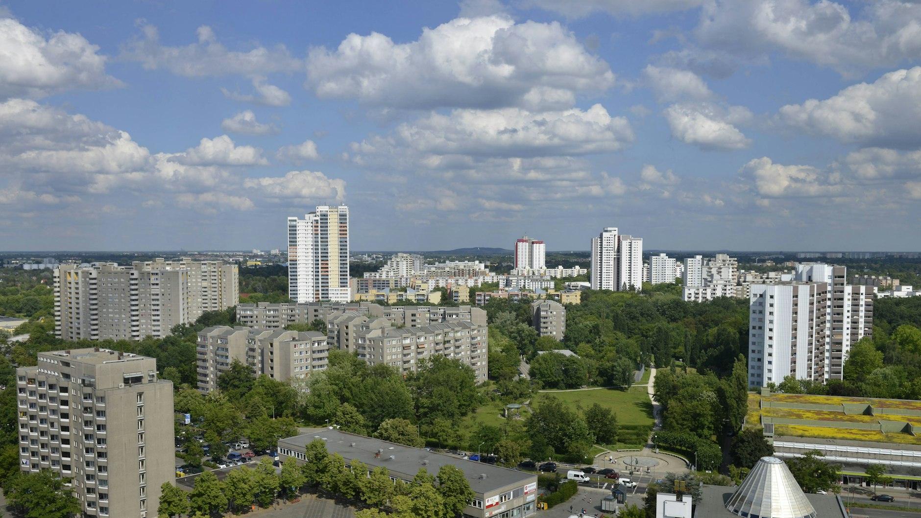 Blick auf die Gropiusstadt: Hier gilt die Mietpreisbremse wie überall in Berlin.