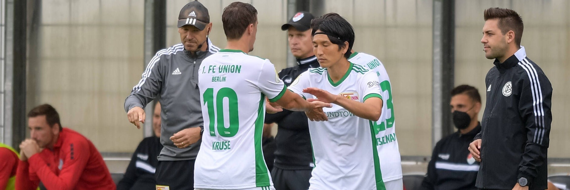 Staffelstab-Übergabe: Der eine (Max Kruse) geht, der andere (Genki Haraguchi) übernimmt. Zumindest in der Internet-Rangliste.