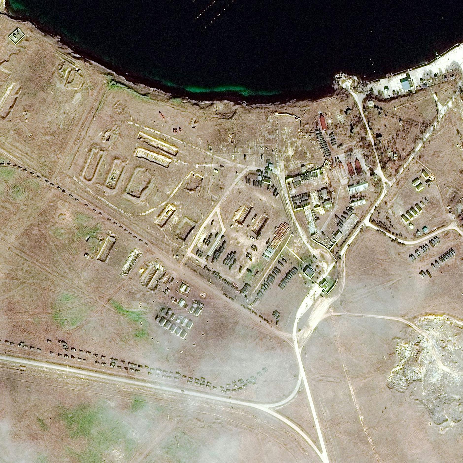 USA: Russland stockt Truppen an der Grenze zur Ukraine weiter auf +++ Biden warnt vor Invasion!