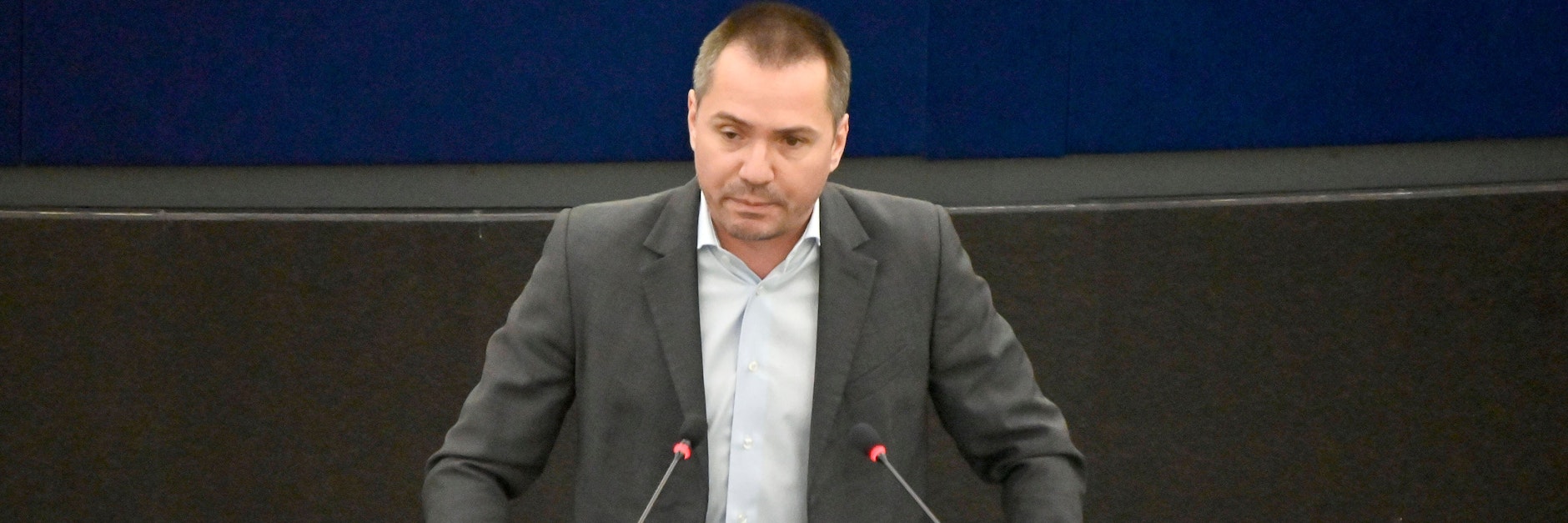 Der nationalistische Abgeordnete Angel Dzhambazki bestreitet den Hitlergruß.