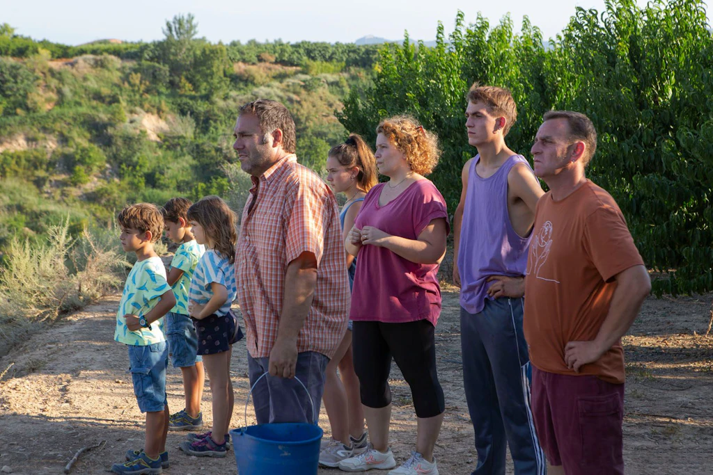 Der Goldene Bär für einen Film über Menschen, die das Land bebauen: „Alcarràs“