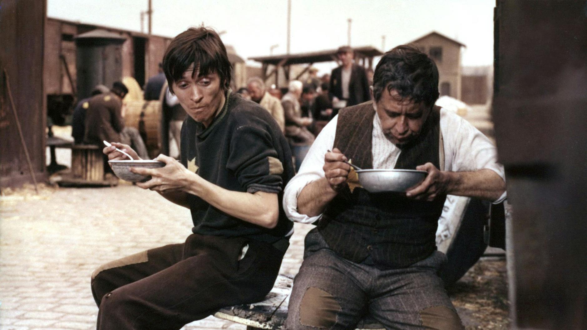 Jakob der Lügner, DEFA-Film mit Henry Hübchen als Mischa.