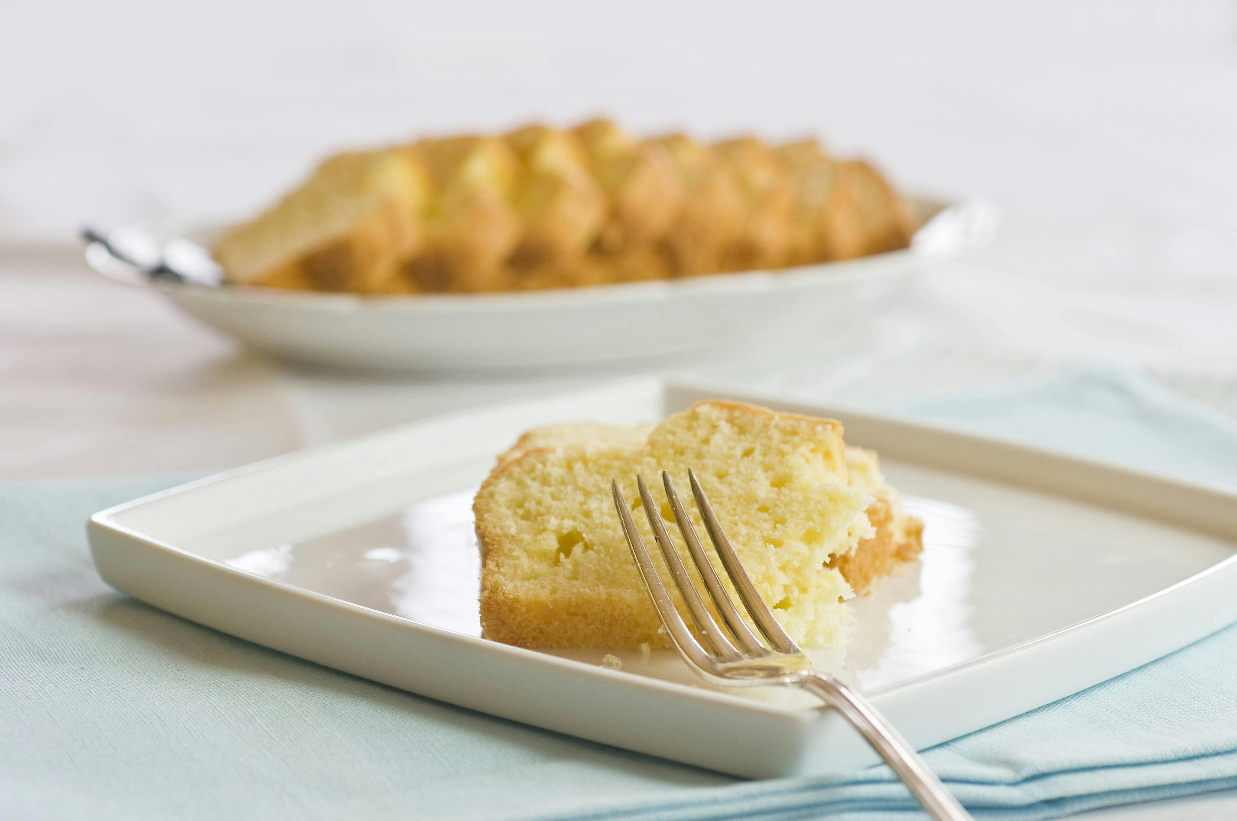 Schneller gehts nicht: Lecker-saftiger Zitronen-Joghurtkuchen – das 3 ... Schneller gehts nicht: Lecker-saftiger Zitronen-Joghurtkuchen – das 3 ...