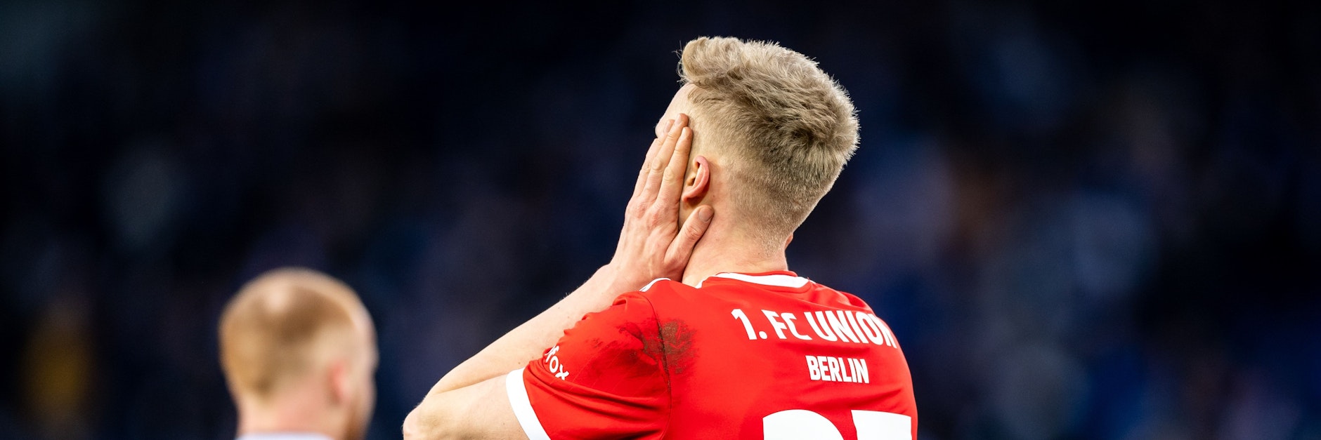 Frust pur bei Timo Baumgartl und den eisernen Kollegen. In Bielefeld gab es die dritte Niederlage in Folge.