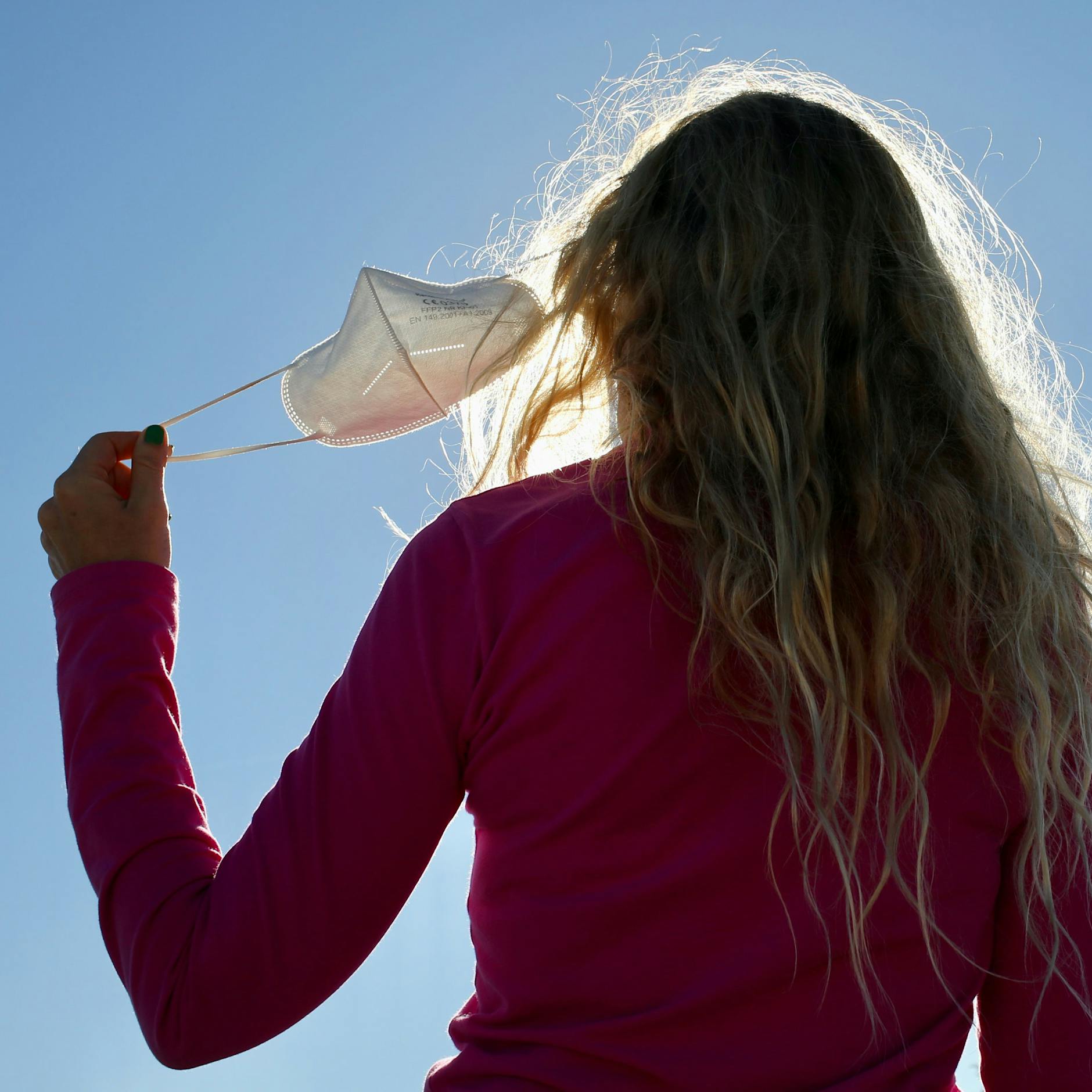 Bleibt die Corona-Maske für immer? Das sagen Experten, das wollen die Deutschen!