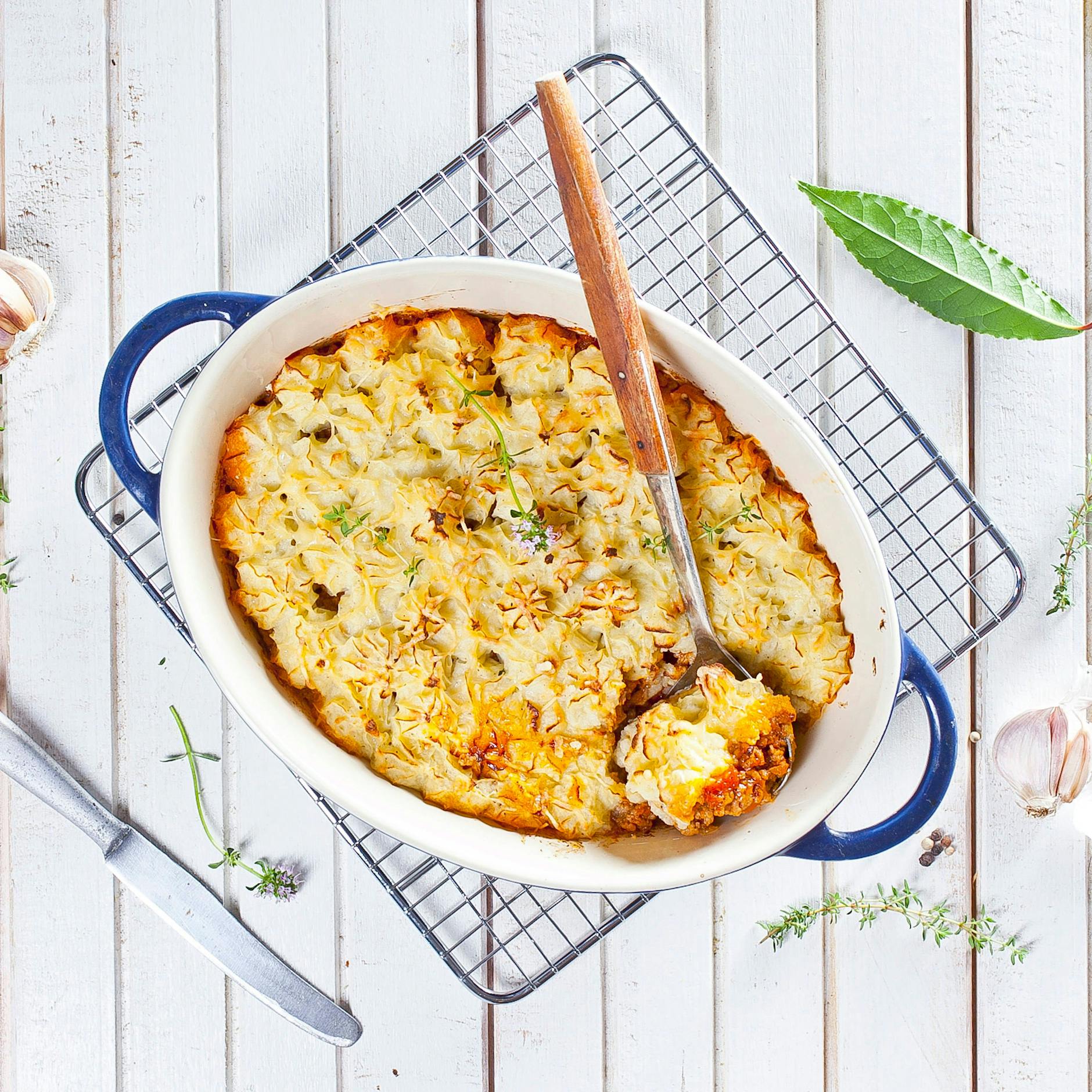 Geniales Rezept für Kartoffelauflauf mit Kohlrabi und Hackfleisch
