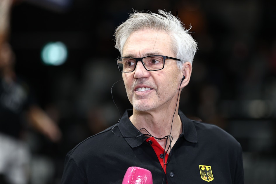 Pelatih nasional Gordon Herbert menghadapi misteri tim yang sulit Pelatih nasional Gordon Herbert menghadapi misteri tim yang sulit