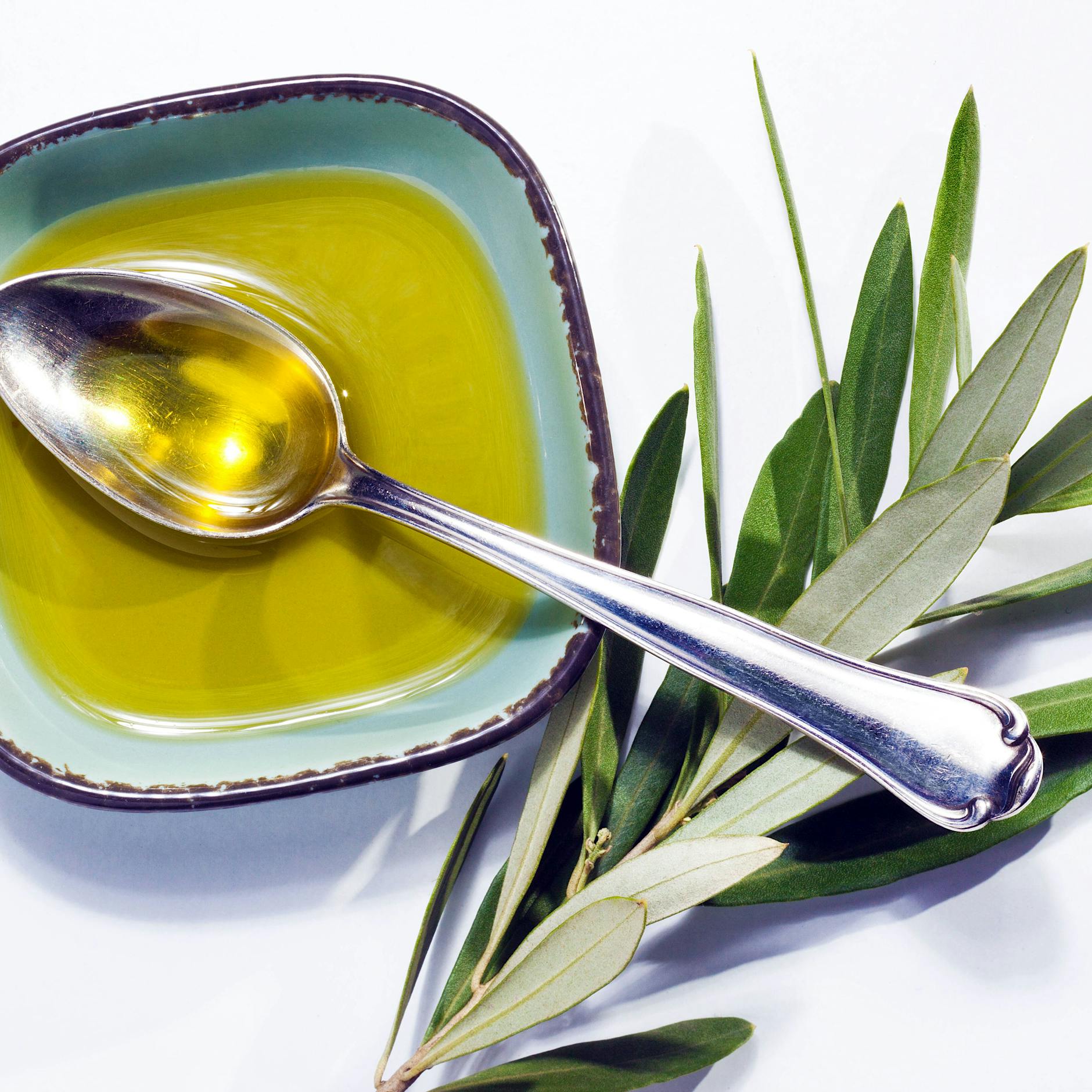 Wunder-Zutat Olivenöl: DARUM sollten sie jeden Tag mindestens einen halben Esslöffel zu sich nehmen