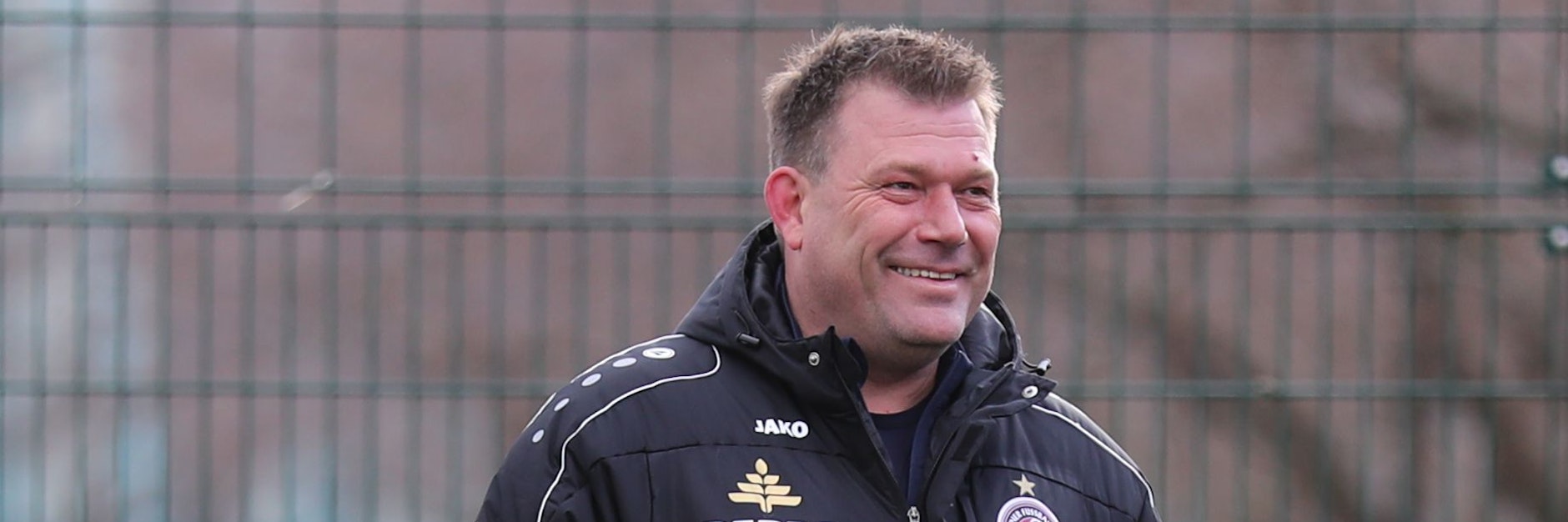 BFC-Trainer Christian Benbennek hat bei dem Tabellenstand gute Laune.