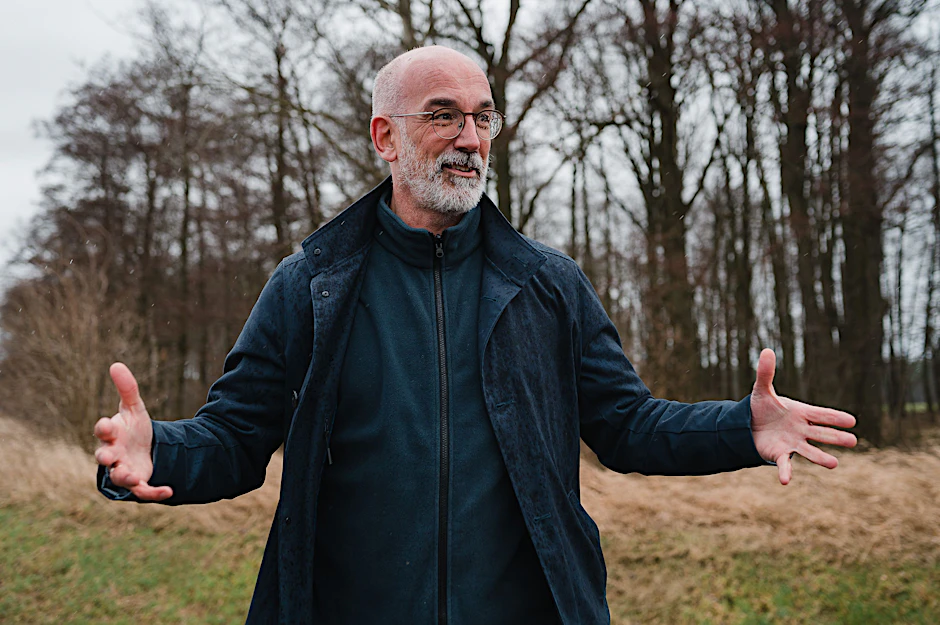 „Um das gesamte Licht von der Radio- bis zur Gammastrahlung zu betrachten,&nbsp;braucht es ein 15 Meter breites Klavier“, erklärt Astrophysiker Stegmann.