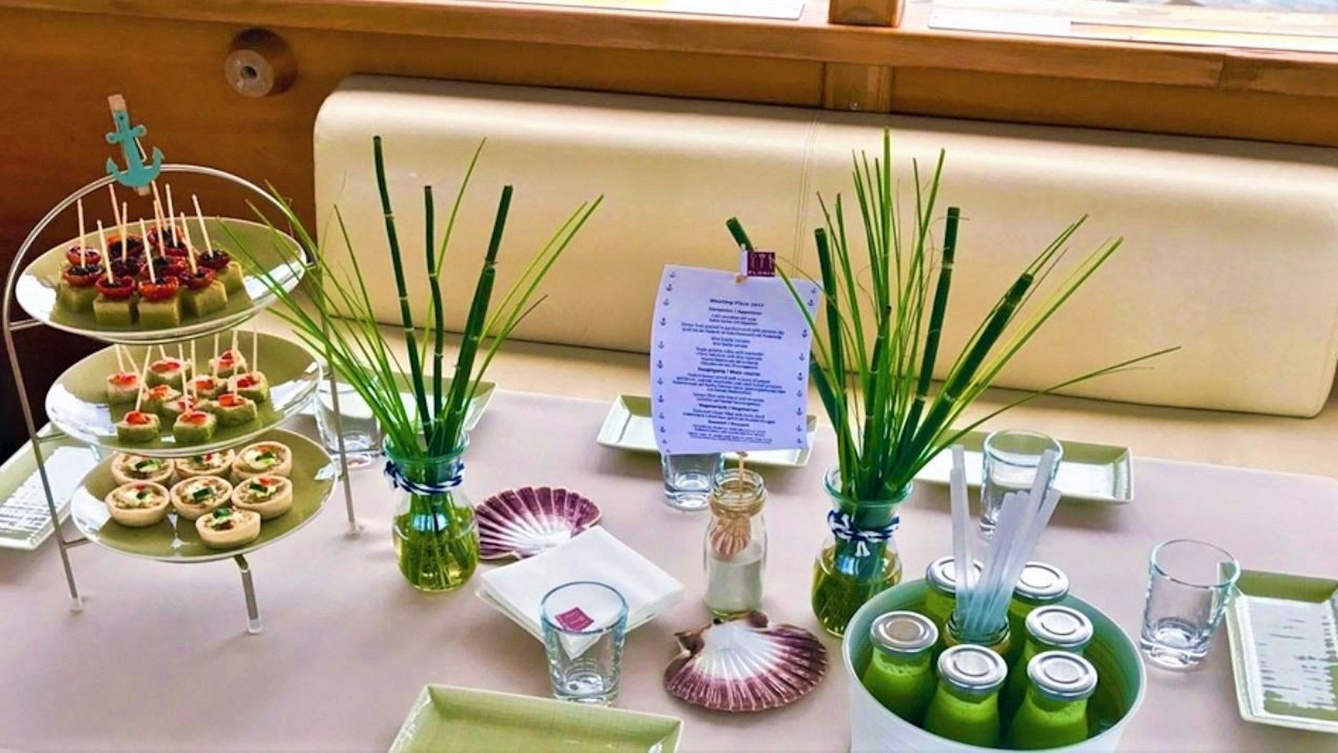 Fingerfood und edle Dekoration. 