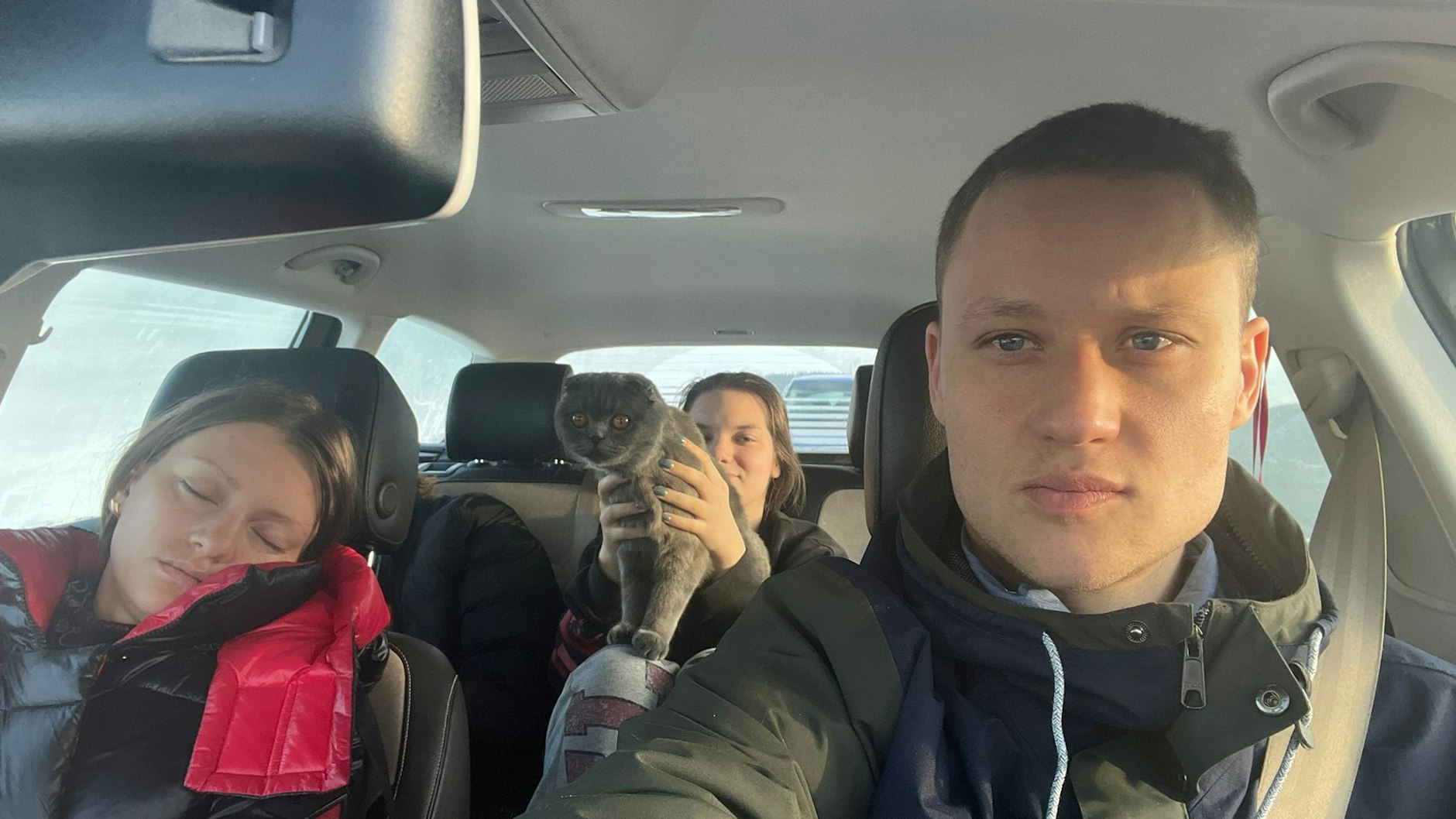 Anton Yaremchuk fährt mit seiner Familie von Ternopil in Richtung Slowakei.