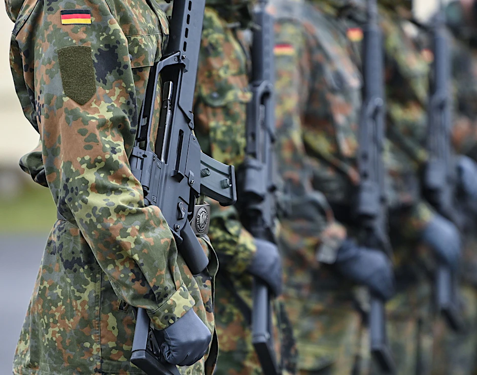 Allein die Anschaffung von neuen Sturmgewehren für die Bundeswehr ist ein langwieriger Prozess, der jetzt vor Gericht entschieden werden muss.