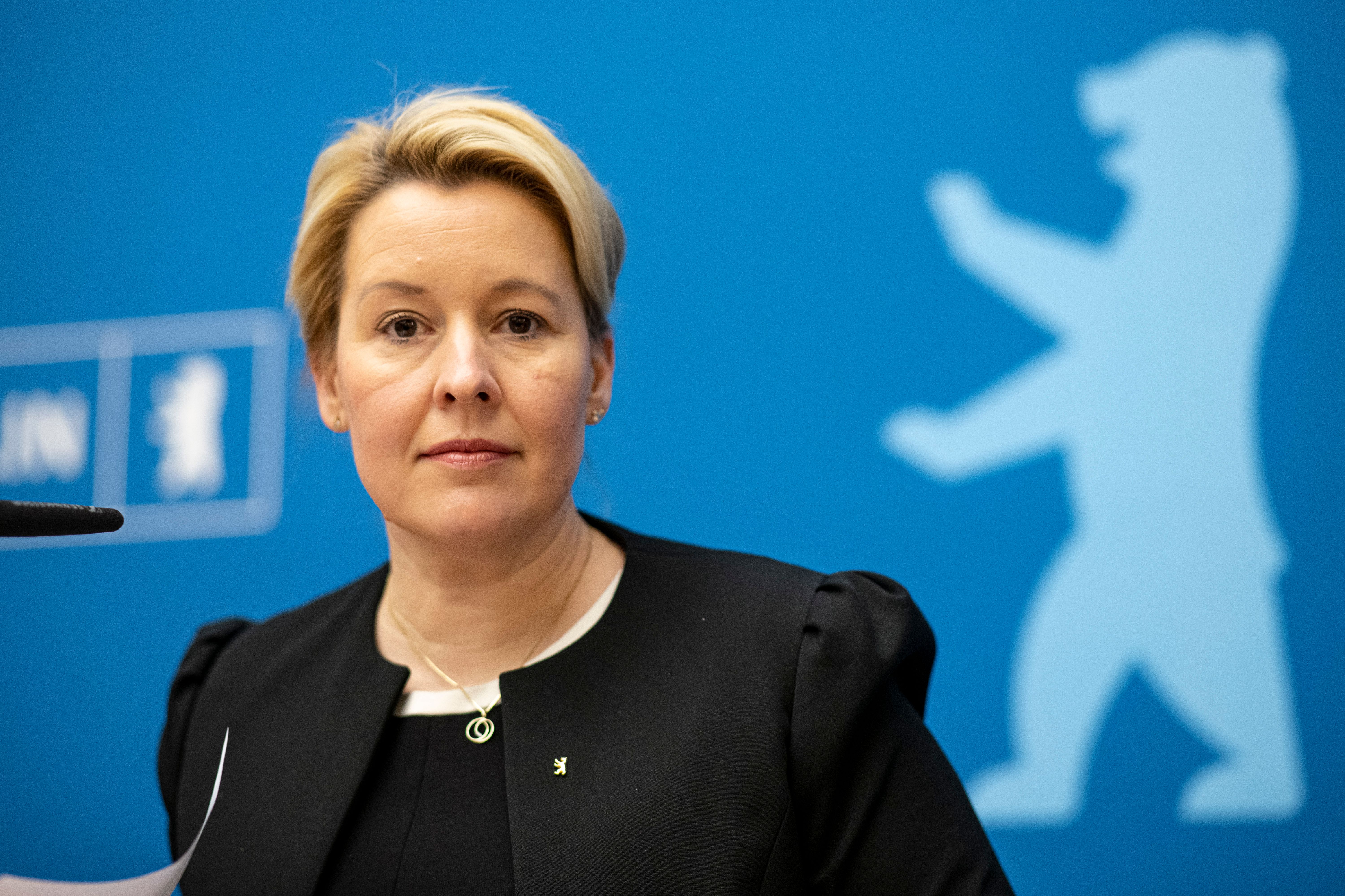 Image - Senat berät heute! Bürgermeisterin Franziska Giffey: So viele Flüchtlinge aus der Ukraine werden jetzt in Berlin erwartet