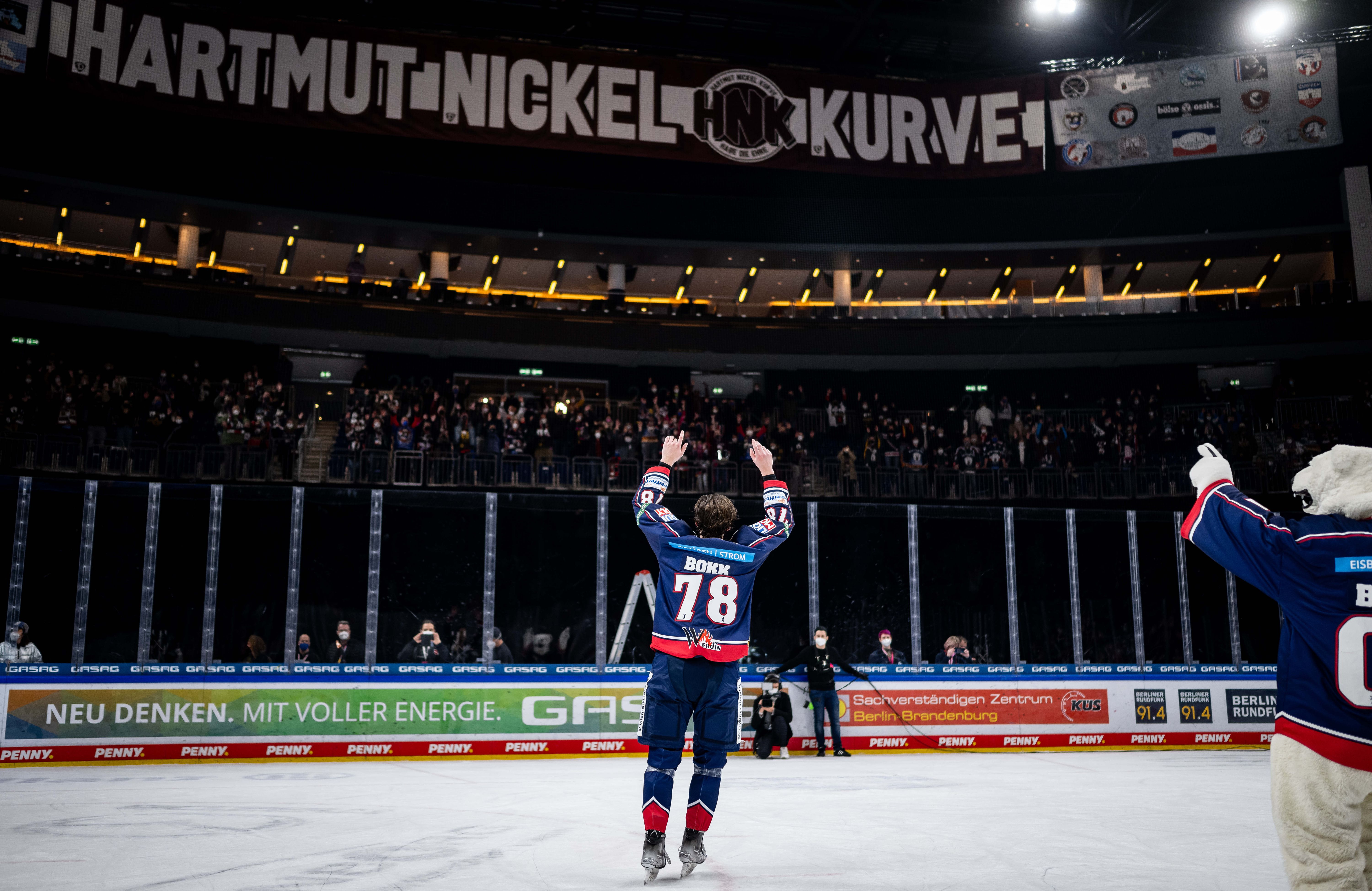 Image - Eisbären-Trainer Serge Aubin nach der Gala: „Bokk kann überall spielen“