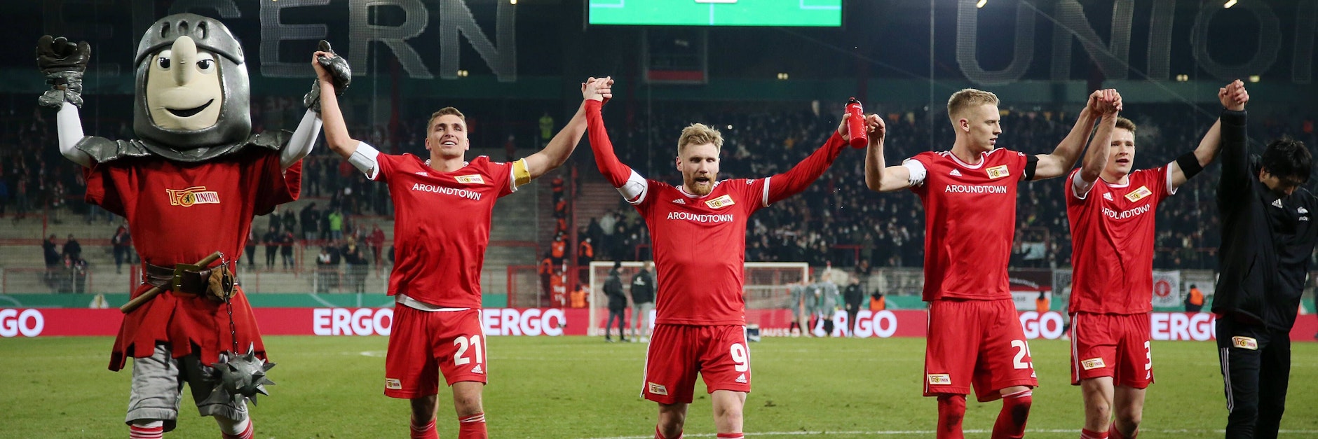 Ritter Keule und die Profis des 1. FC Union leben nach dem 2:1-Sieg gegen St. Pauli den Traum von Hertha BSC.