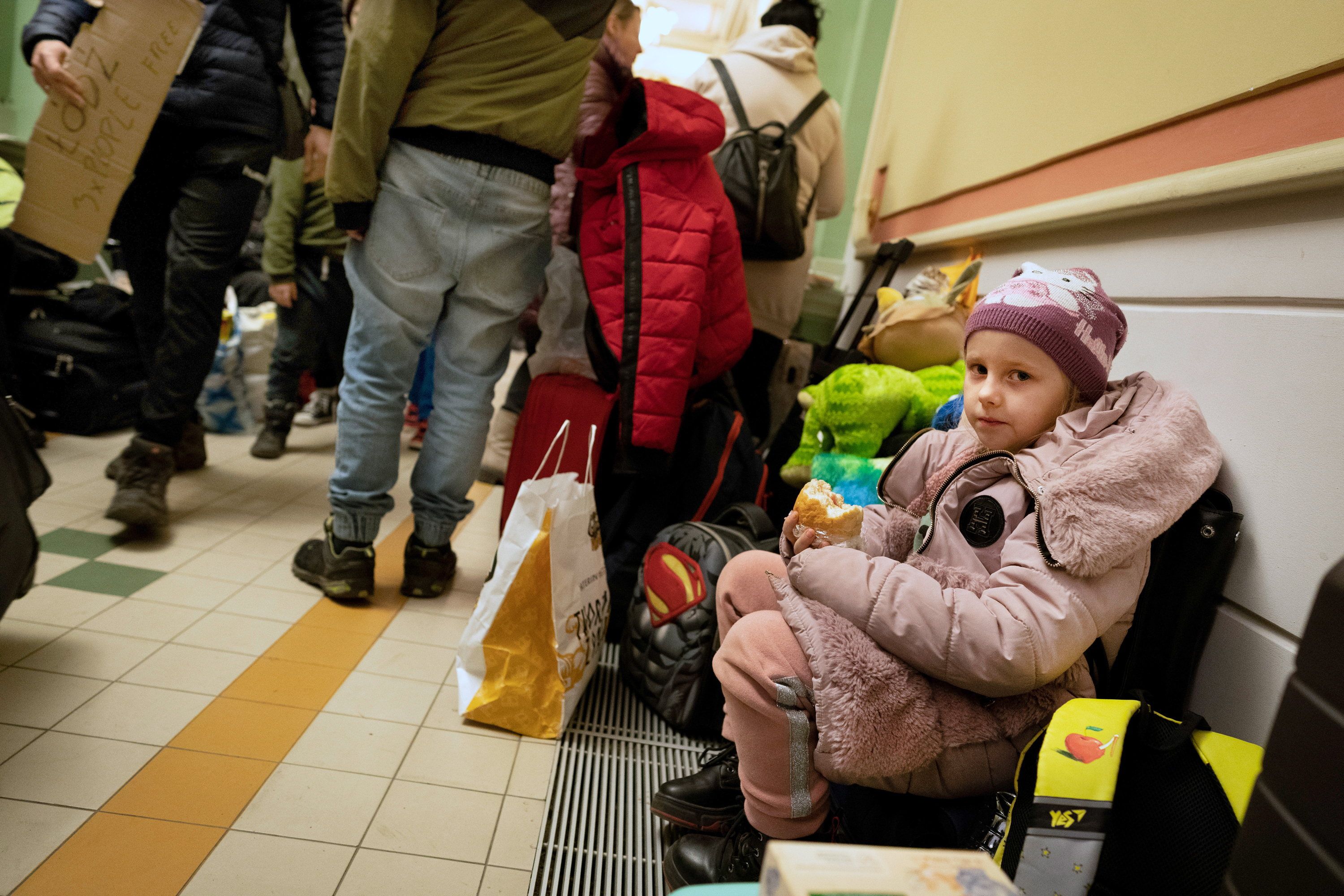 Private Hilfe aus Berlin für Ukraine-Flüchtlinge: Sie retten 250 Menschen auf der Flucht von der Grenze