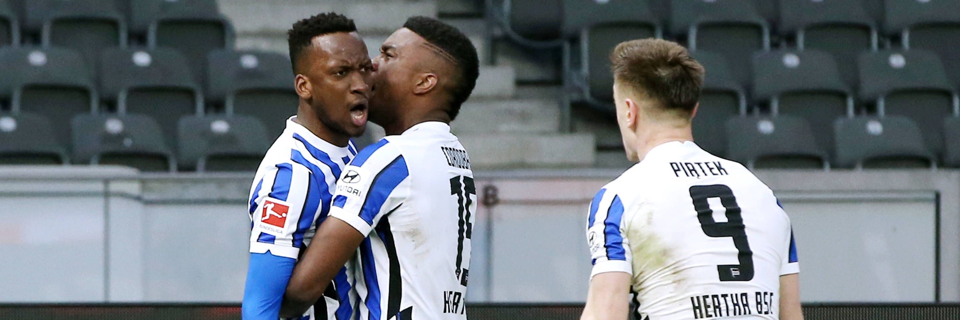 Zwei Millionen-Löcher und ein Geldbringer: Herthas bereits wieder abgewanderte Einkäufe Dodi Lukebakio (l.), Kris Piatek (r.) und Jhon Cordoba.