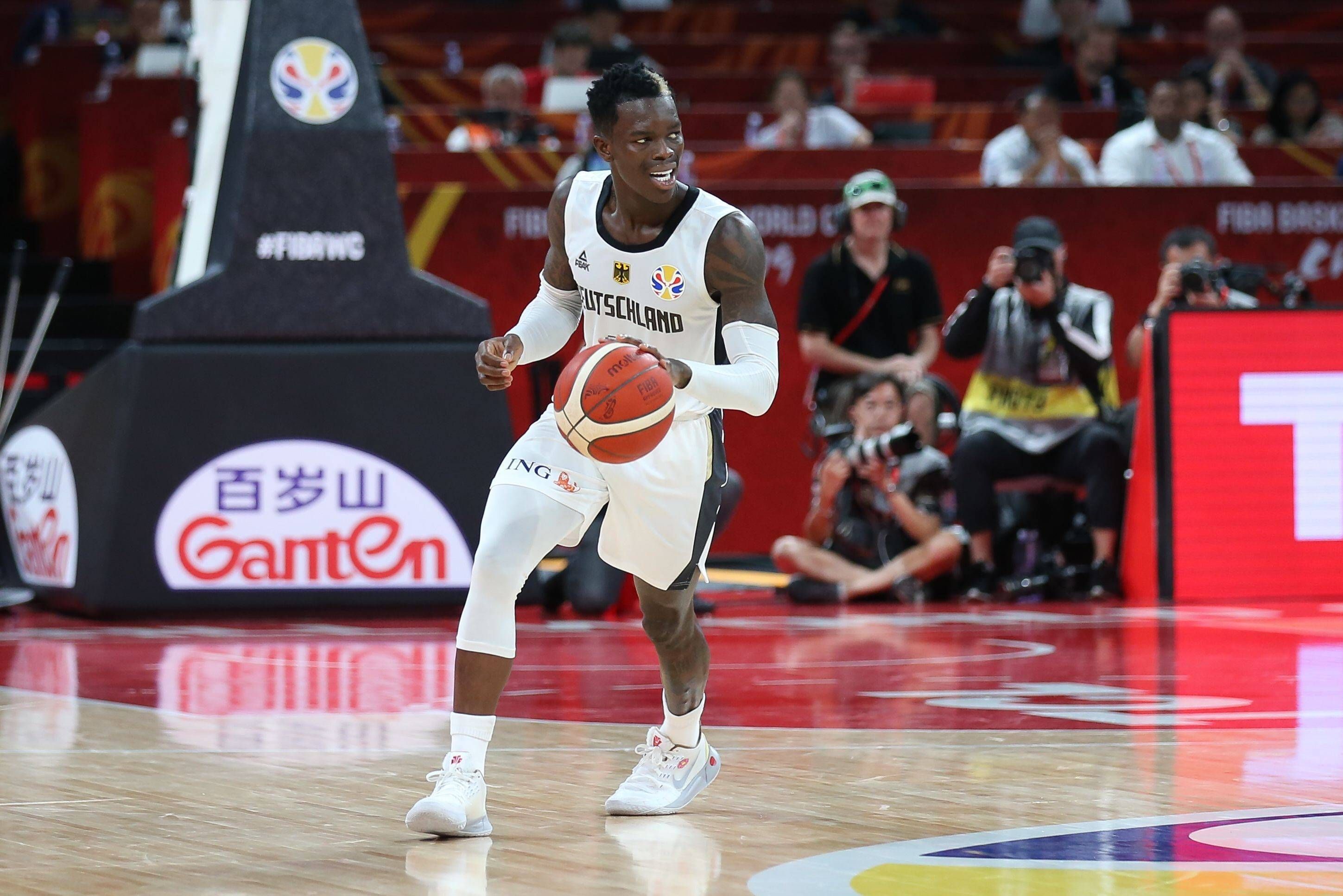 Image - Kurios! Dennis Schröders verzockte Millionen lassen Deutschland jubeln