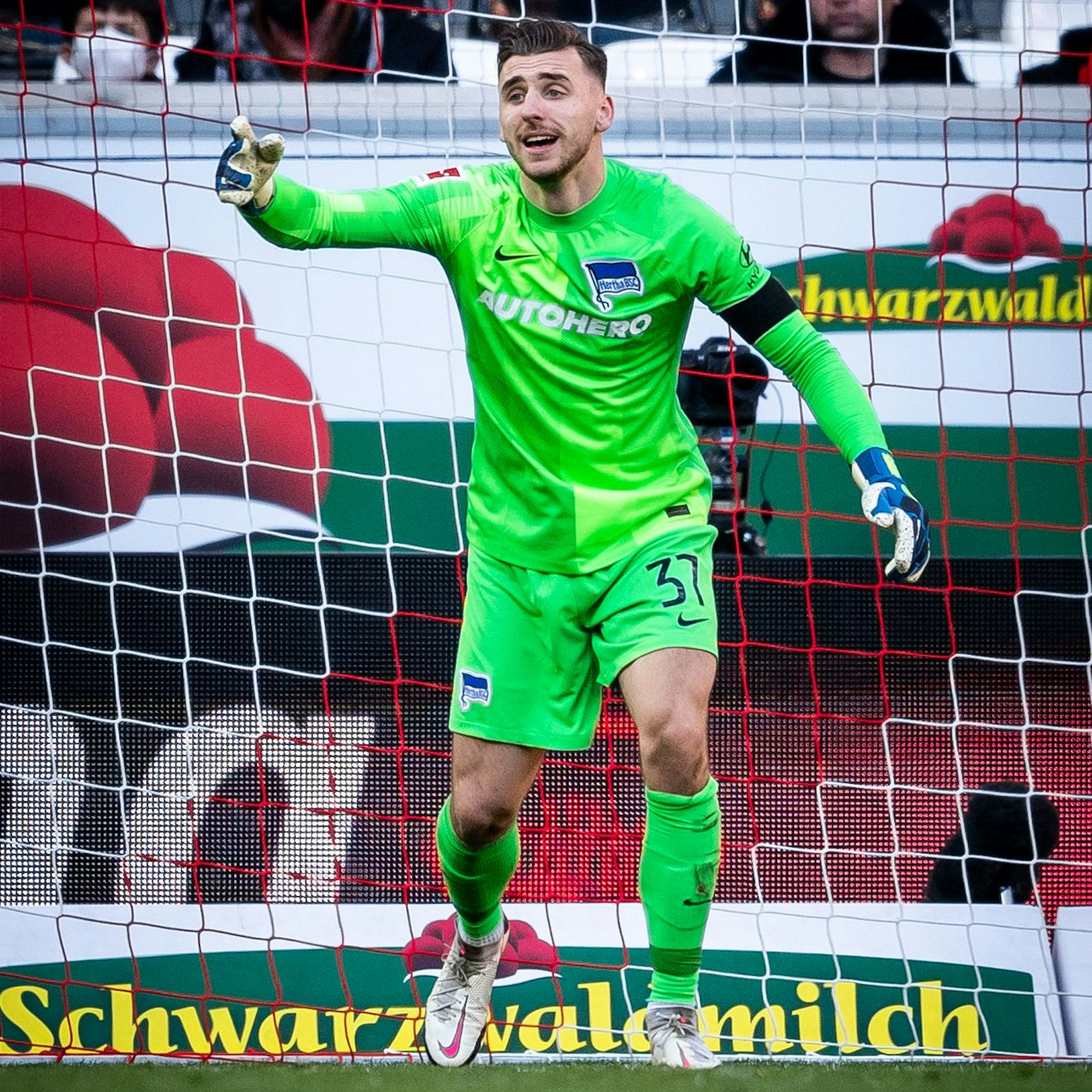 Herthas Keeper Marcel Lotka bei seinem Bundesliga-Debüt vergangenes Wochenende in Freiburg.