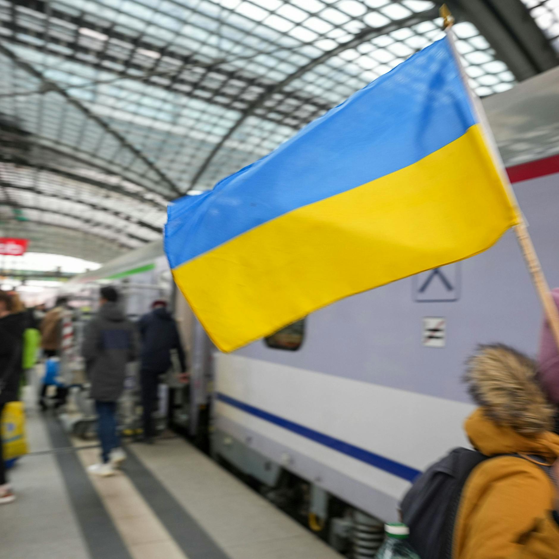 Katja Kipping: „Die größte Fluchtbewegung Europas nach dem Zweiten Weltkrieg“