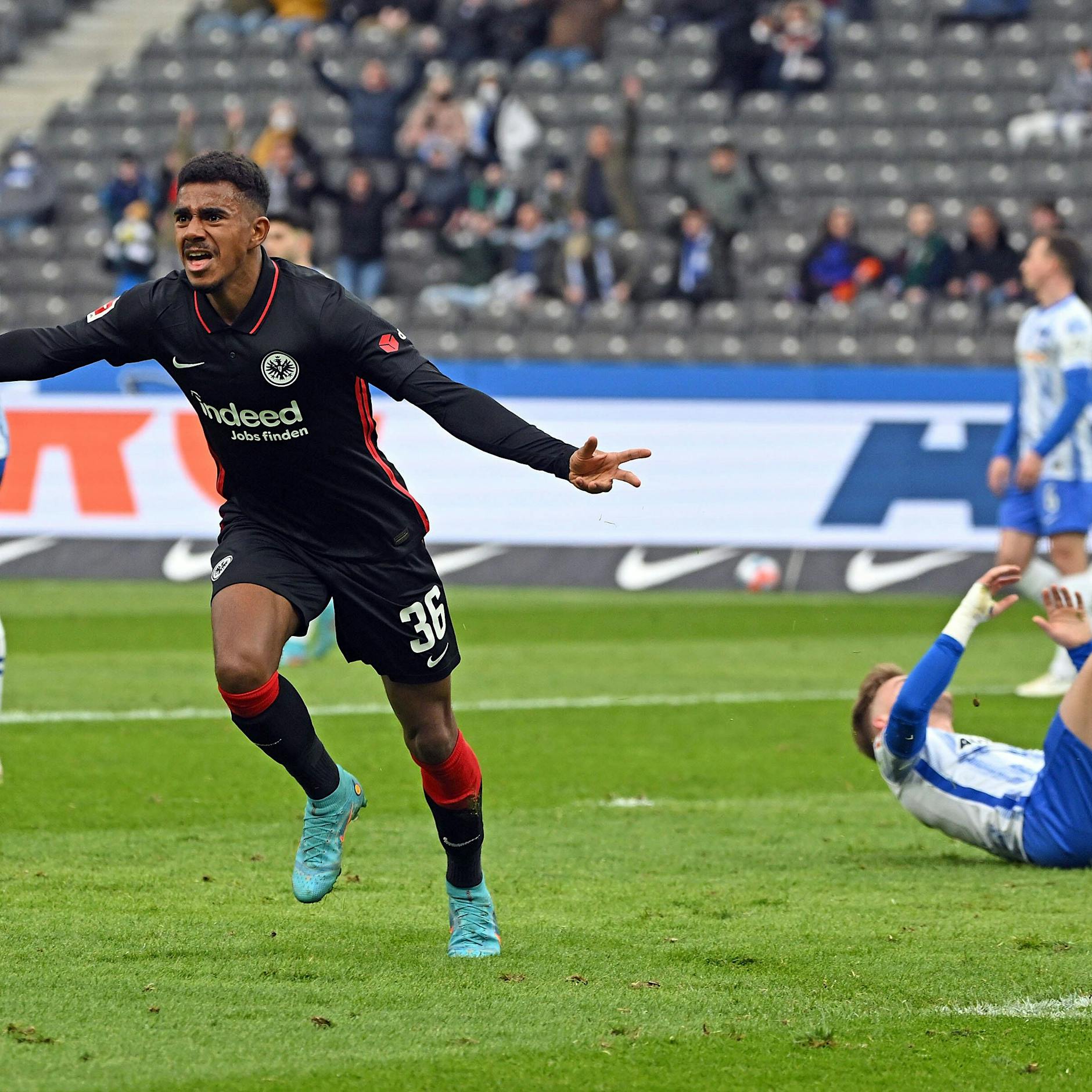 1:4-Klatsche gegen Frankfurt: Herthas freier Fall Richtung Zweite Liga geht weiter