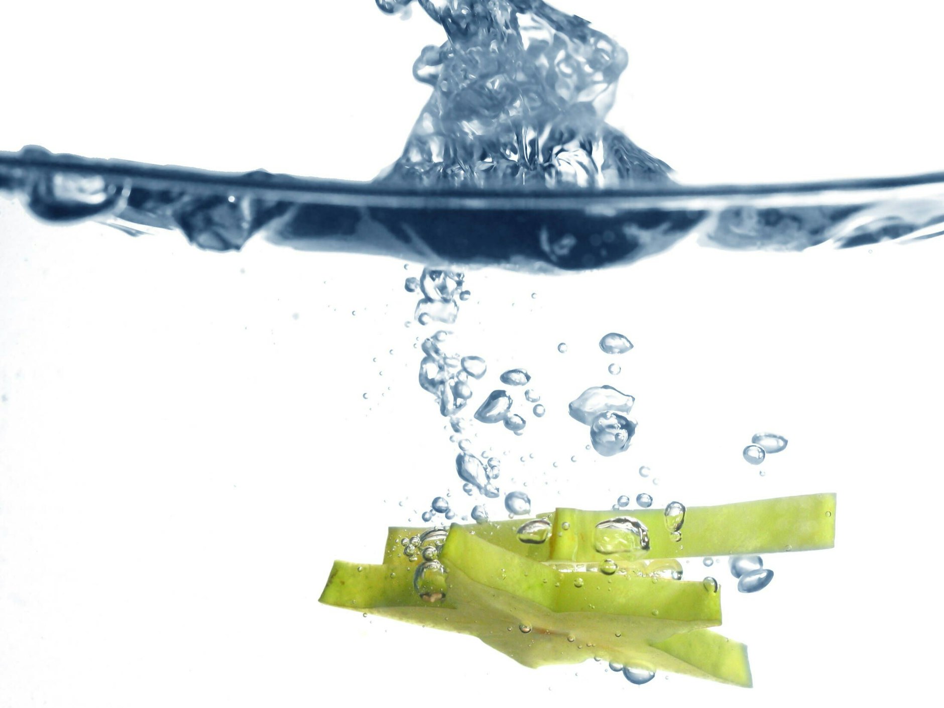 Dieser Wasser-Mix ist ein Kraftpaket gegen Fett.