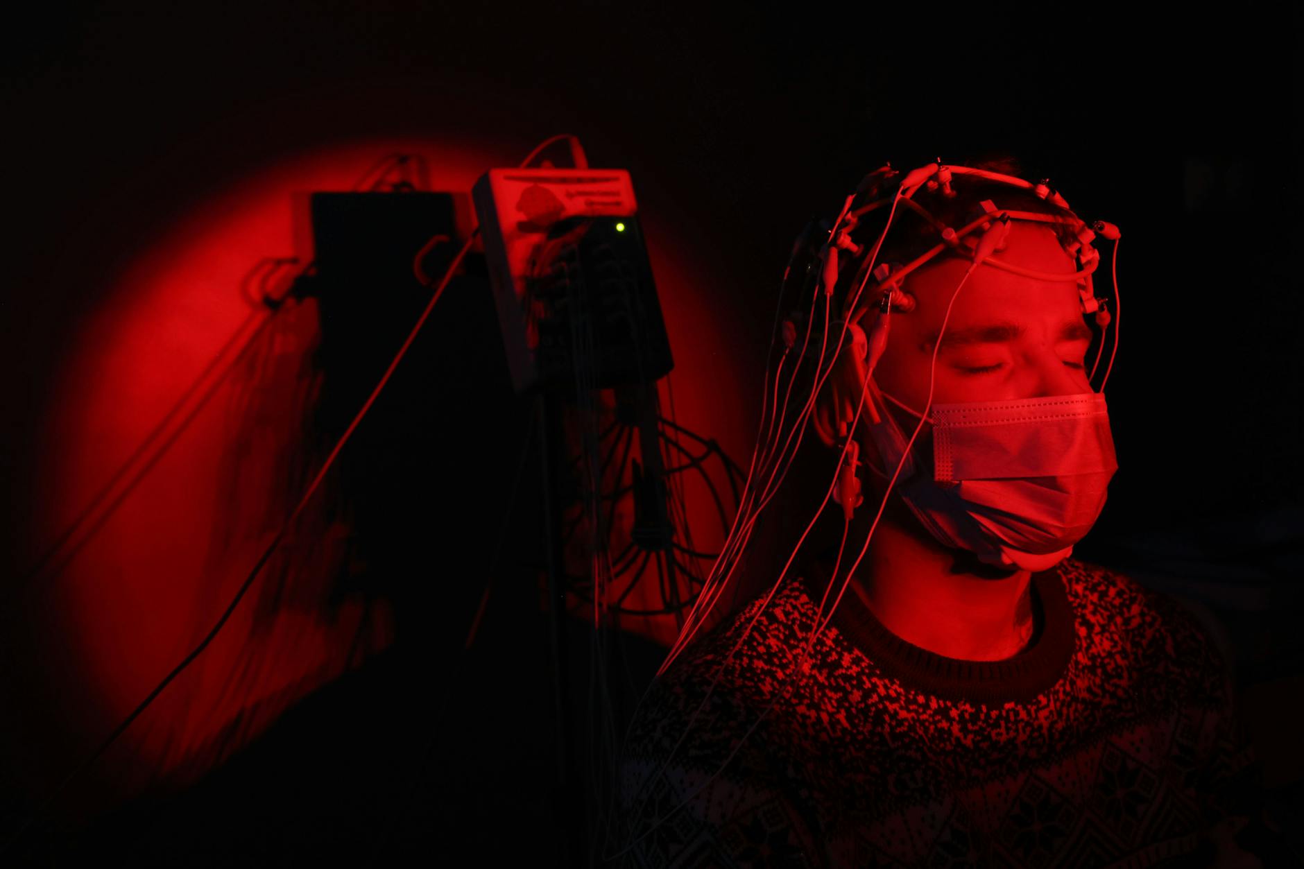 Noch gibt es keinen klaren Hinweis darauf, dass das Coronavirus das Hirn direkt befallen kann.