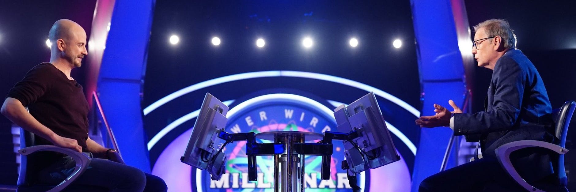 Kandidat Marvin Köchl und Günther Jauch bei einer der letzten Ausgaben im Studio bei „Wer wird Millionär“.