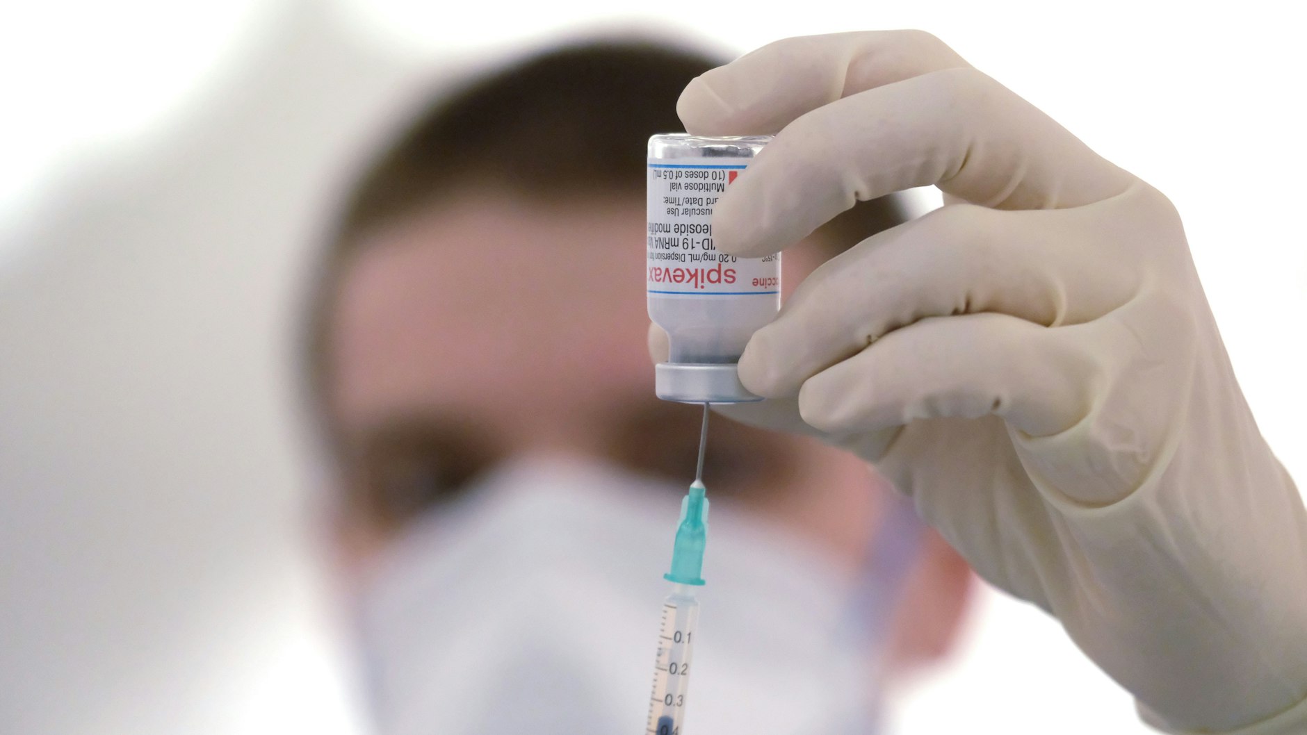 Moderna verzichtet in Ländern mit niedrigen Einkommen auf den Patentschutz seines Impfstoffes (Symbolbild).