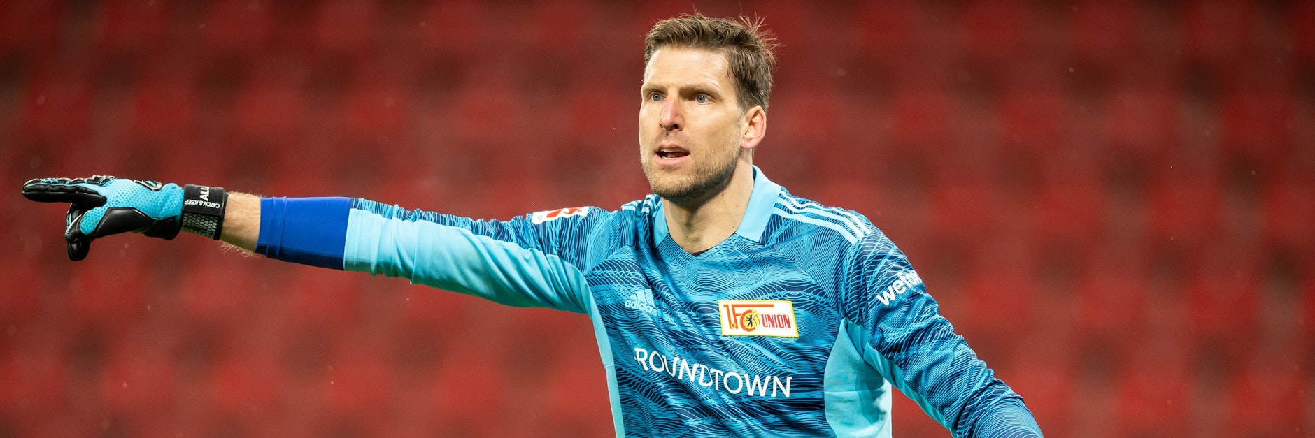 Andreas Luthe wird am Sonnabend gegen Stuttgart die eisernen Kollegen nicht dirigieren können. Unions Stammkeeper hat sich mit Corona infiziert.