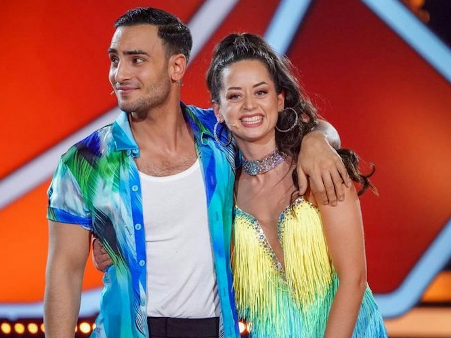 Auch Schauspieler Timur Ülker (32) fällt mit Corona aus. 