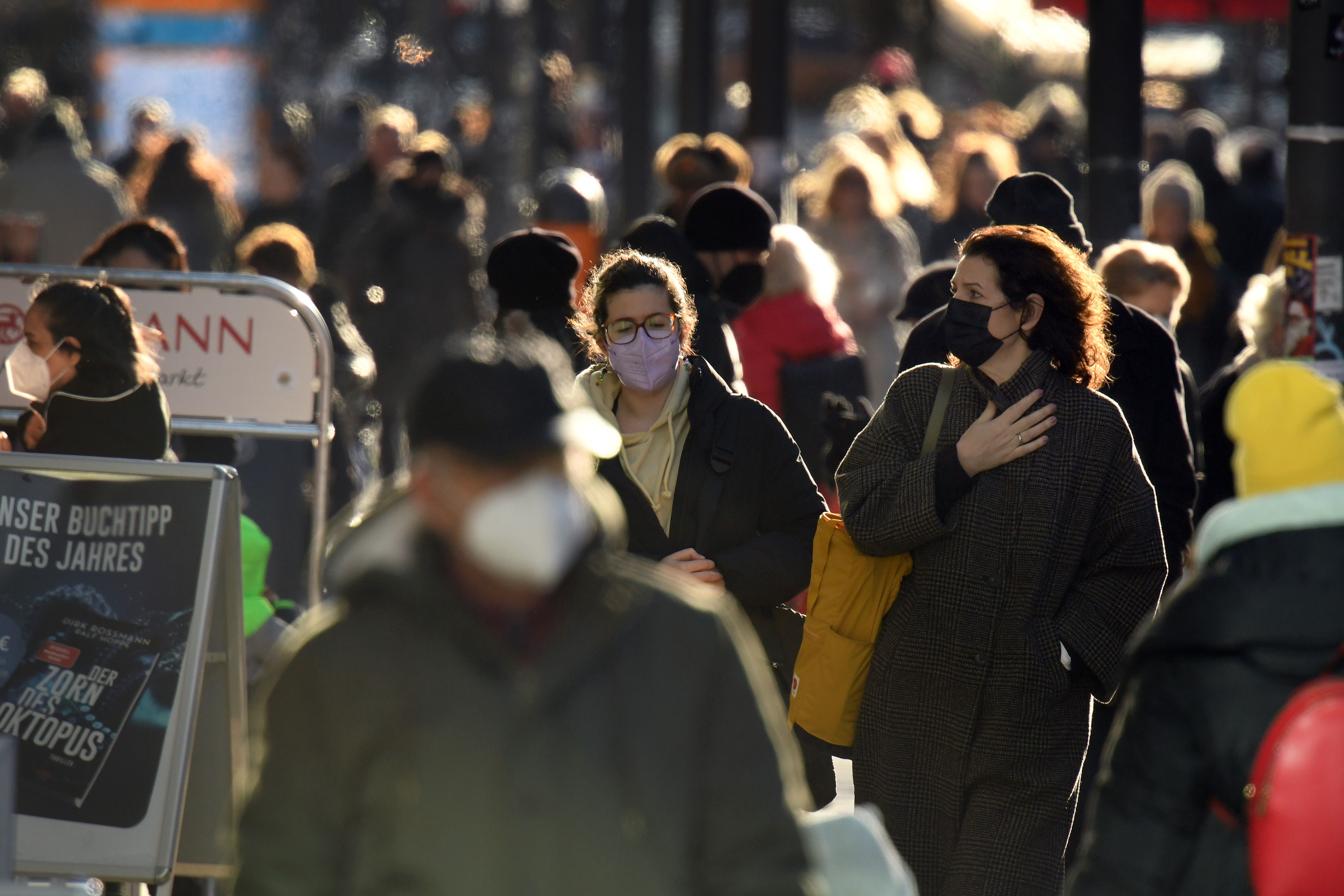 Berlin: Maskenpflicht kommt in Museen und im Einzelhandel zurück