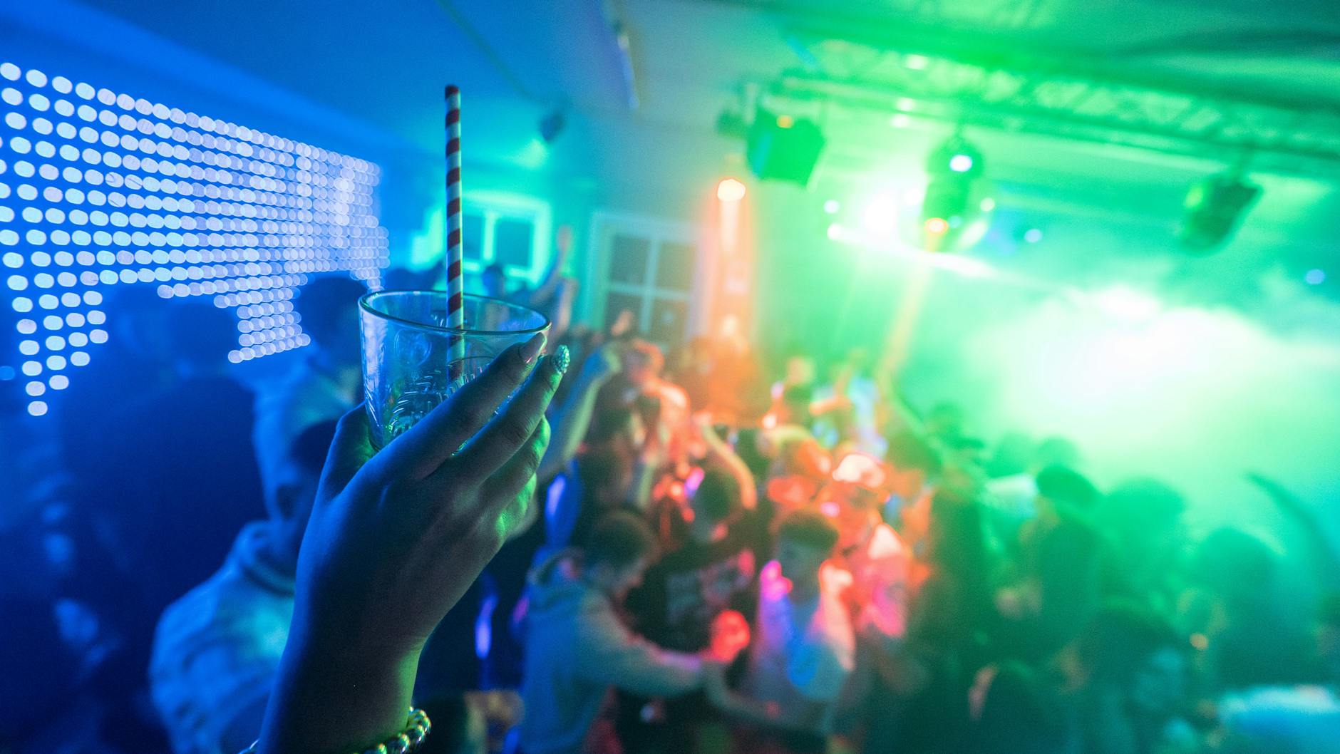 Clubs und Diskos sind seit Freitag wieder geöffnet.