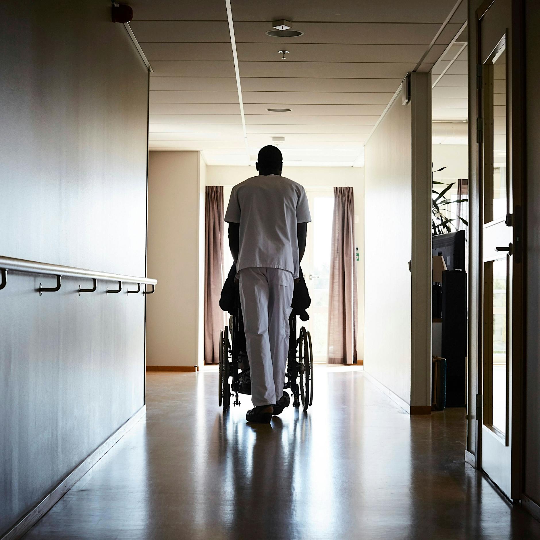 Impfpflicht für Pflegekräfte: „Eine Nachbarin nannte mich eine Mörderin“